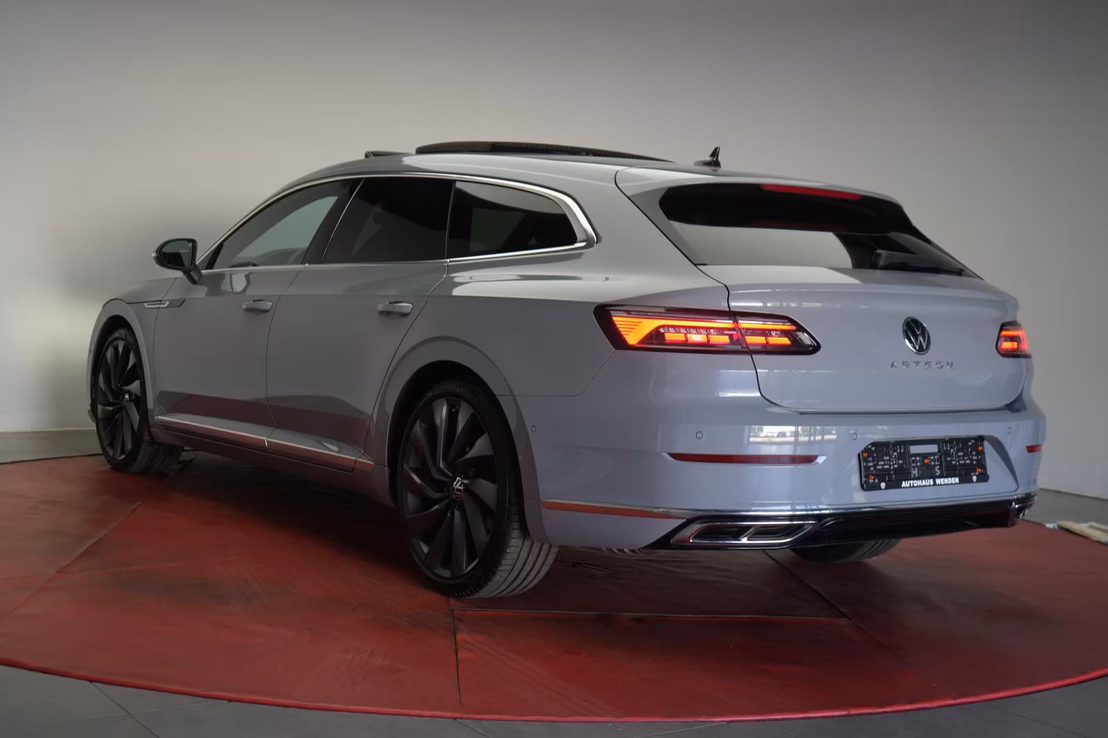 (B-475) Volkswagen Arteon Shooting Brake 2.0 TSI DSG R line Leder/A  - Image 3