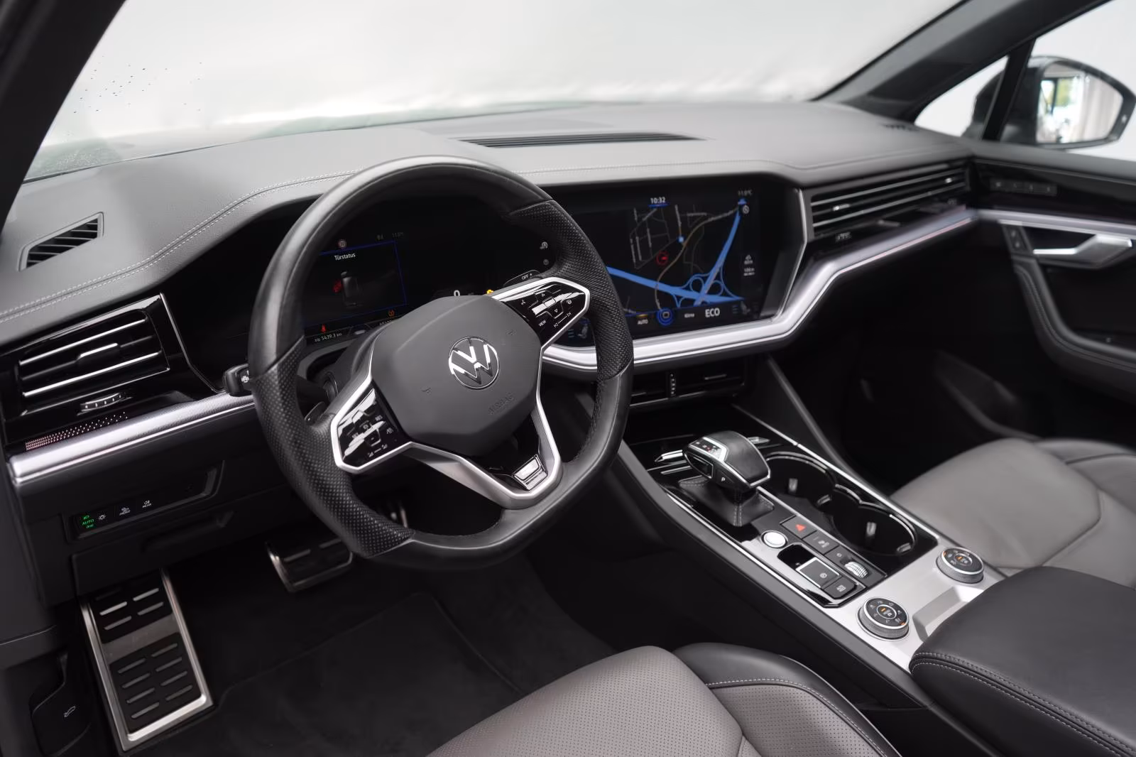 (B-440) Volkswagen Touareg 3.0 V6 TDI 4Motion R line Leder/ACC/Kamera - Image 7