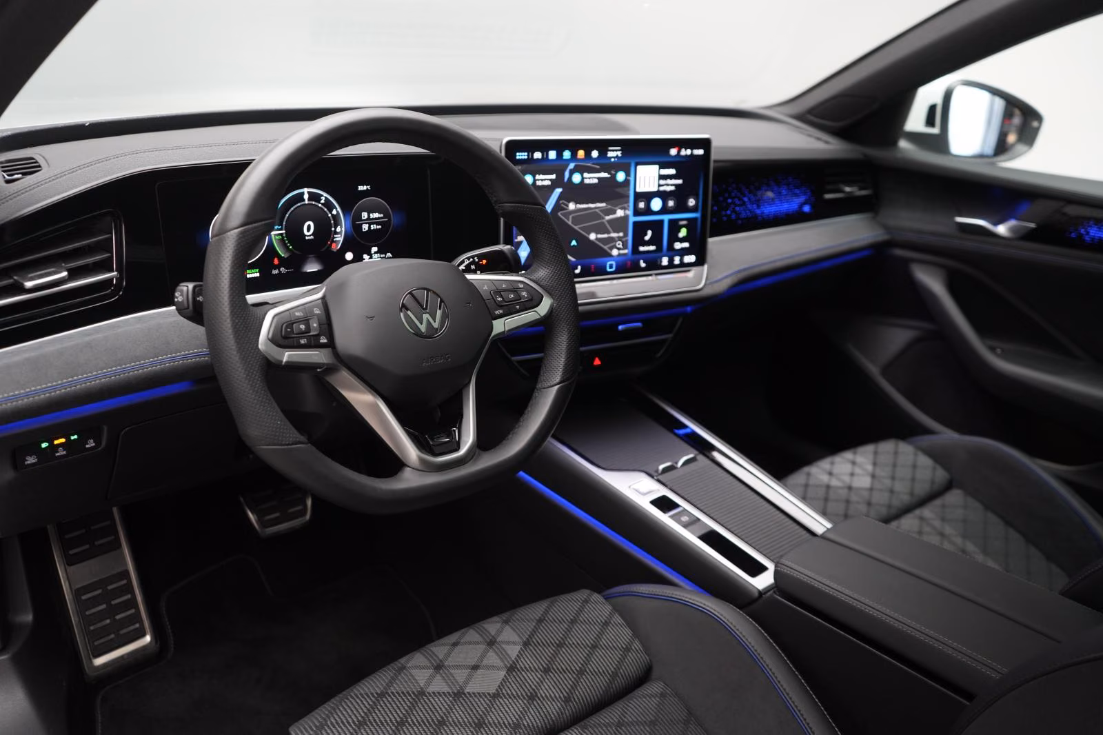(B-326) Volkswagen(Hybrid) Passat 1.5 e-Hybrid DSG R-Line ACC/Kamera/Pano/A - Image 8