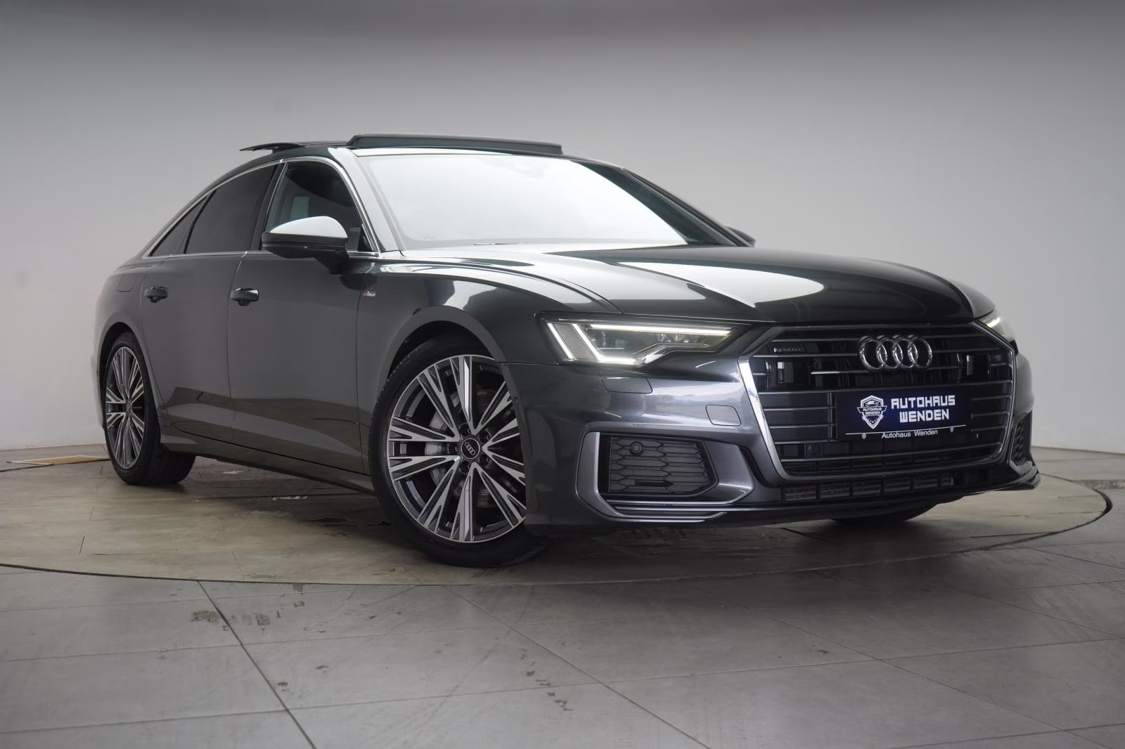 (B-064) Audi A6 45 TDI quattro S line Leder/ACC/Pano/Standhzg - Image 1