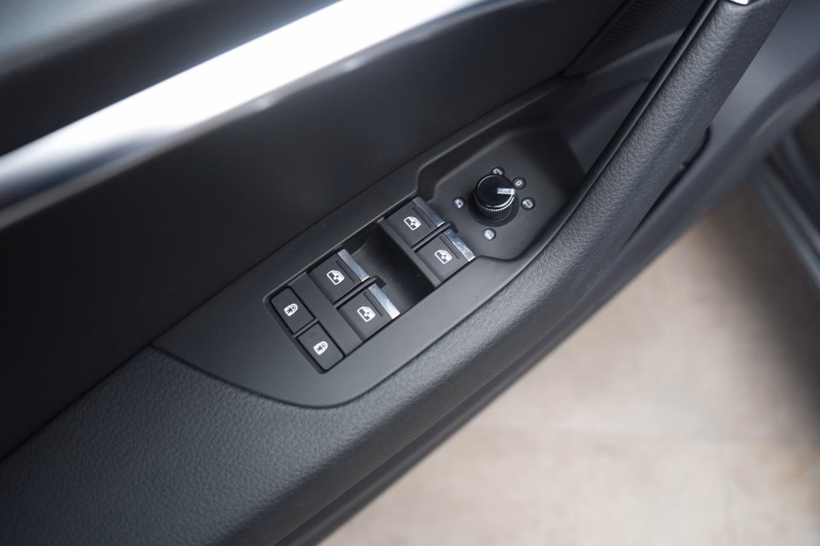 (B-064) Audi A6 45 TDI quattro S line Leder/ACC/Pano/Standhzg - Image 17