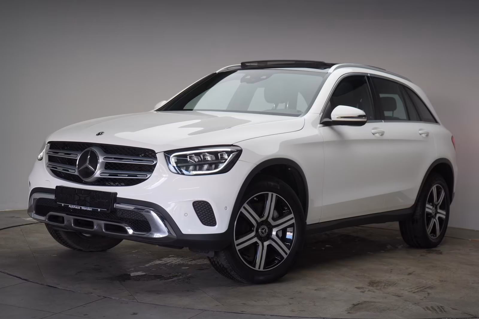 (B-484) Mercedes-Benz(Hybrid) GLC 300 de 4Matic 9G-Tronic Leder/Distronic/K - Image 3