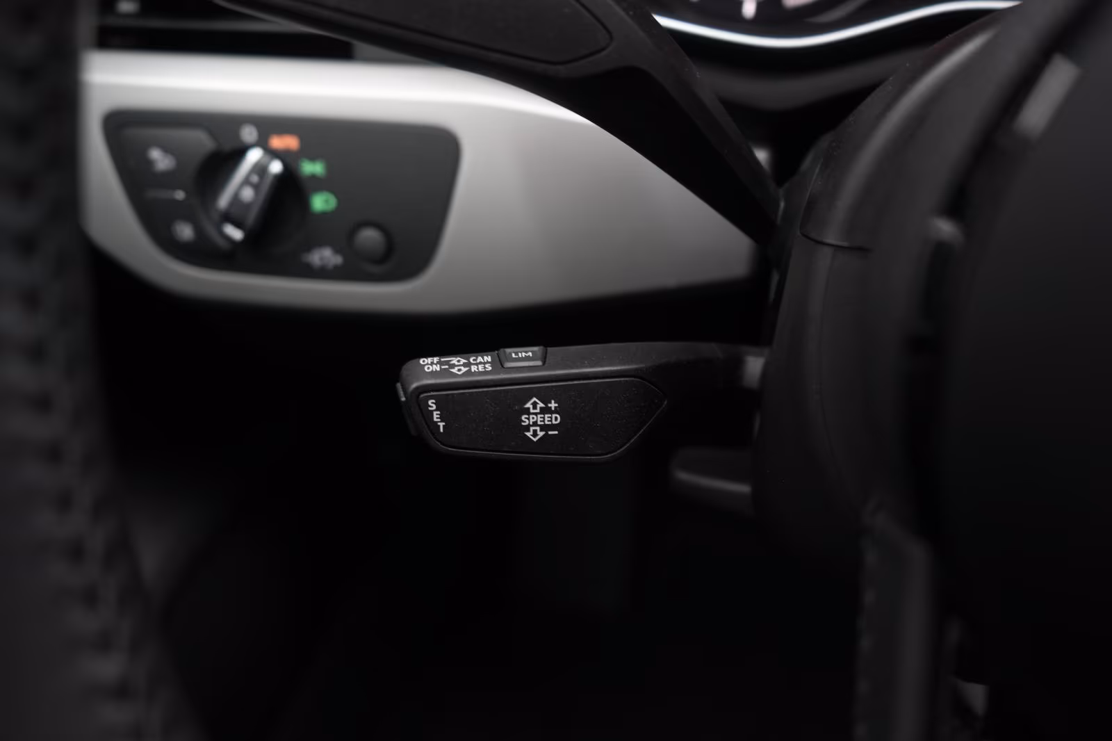 (B-699) Audi A4 Avant 40 TDI S tronic Navi/Temp/LED/ - Image 10