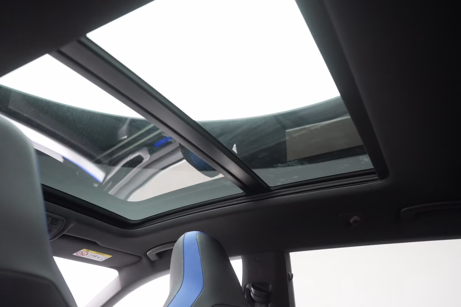 (B-013) Volkswagen Arteon Shooting Brake R 2.0 TSI 4Motion DSG Lede - Image 12