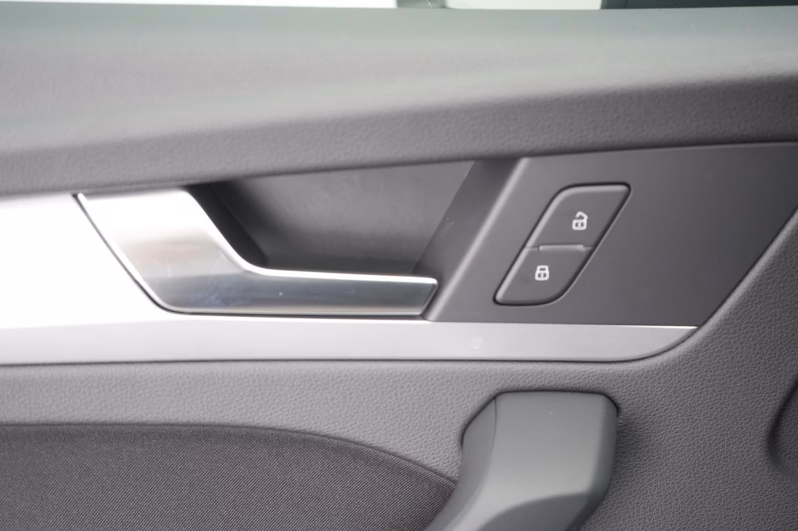 (B-414) Audi Q5 40 TDI quattro S tronic Navi/LED/Virtual/PDC - Image 13