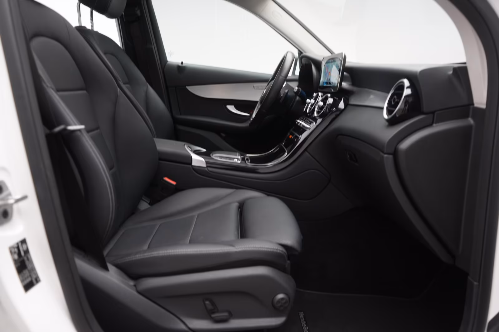 (B-216) Mercedes-Benz(Hybrid) GLC 300 de 4Matic 9G-Tronic Leder/Temp/Kamer - Image 9