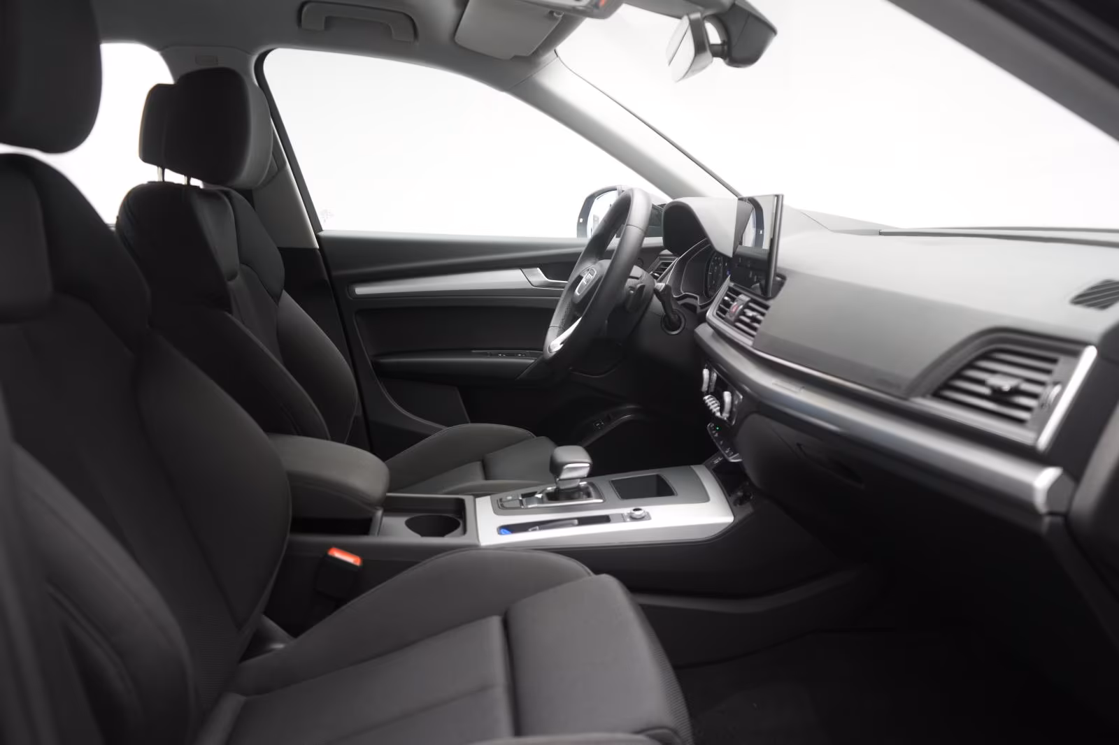 (B-733) Audi(Hybrid) Q5 50 TFSIe Sportback S Line S tronic Temp/Virtu - Image 9