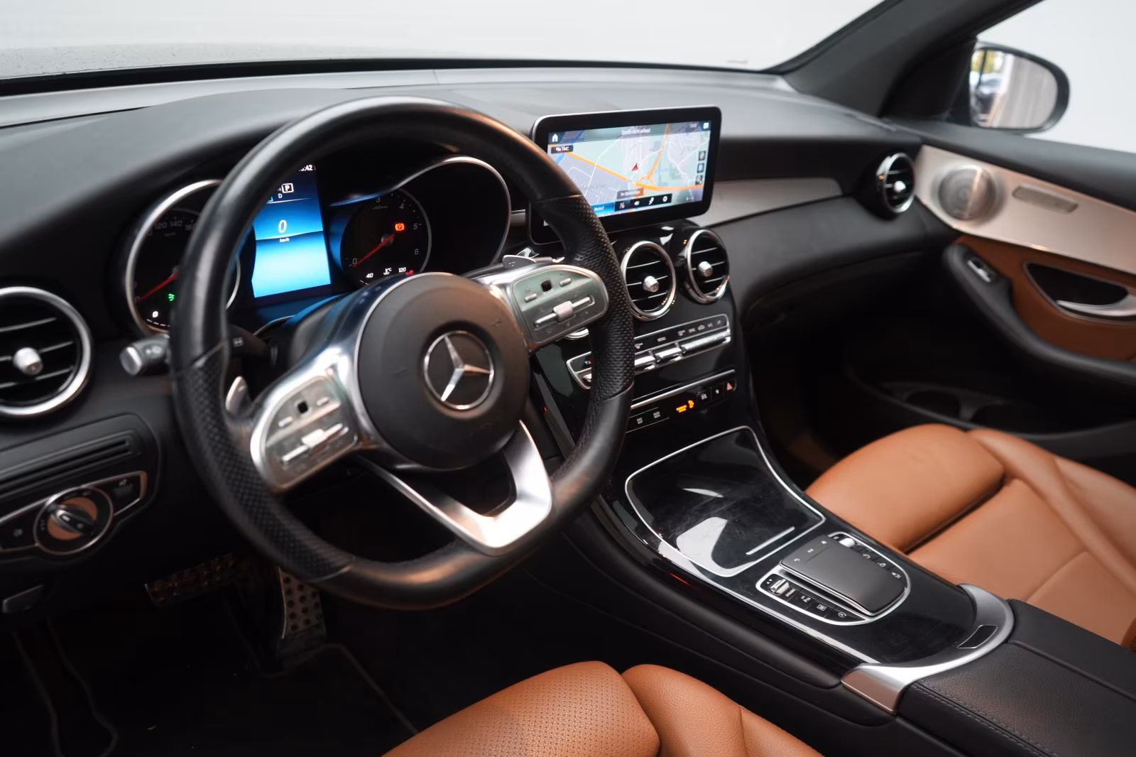 (B-028) Mercedes-Benz GLC 220 d 4Matic 9G-Tronic AMG Leder/Temp/Bu - Image 7