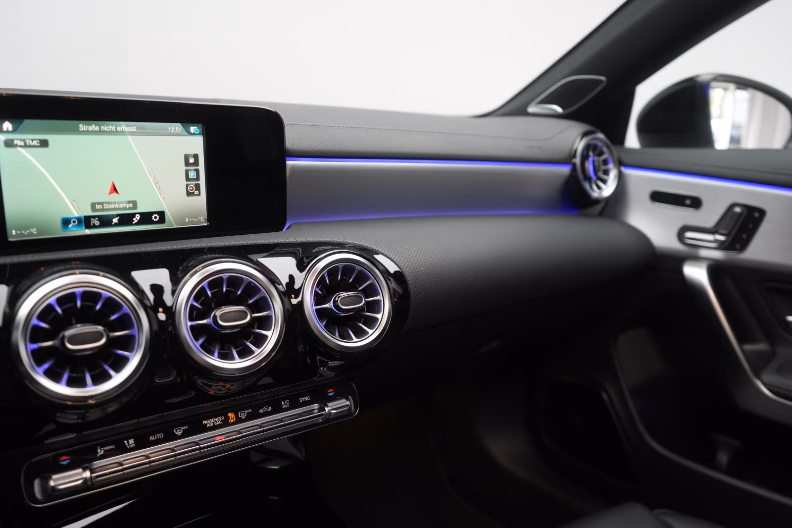 (B-457) Mercedes-Benz CLA 220 Shooting Brake d 8G-DCT AMG Leder/Tem - Image 13