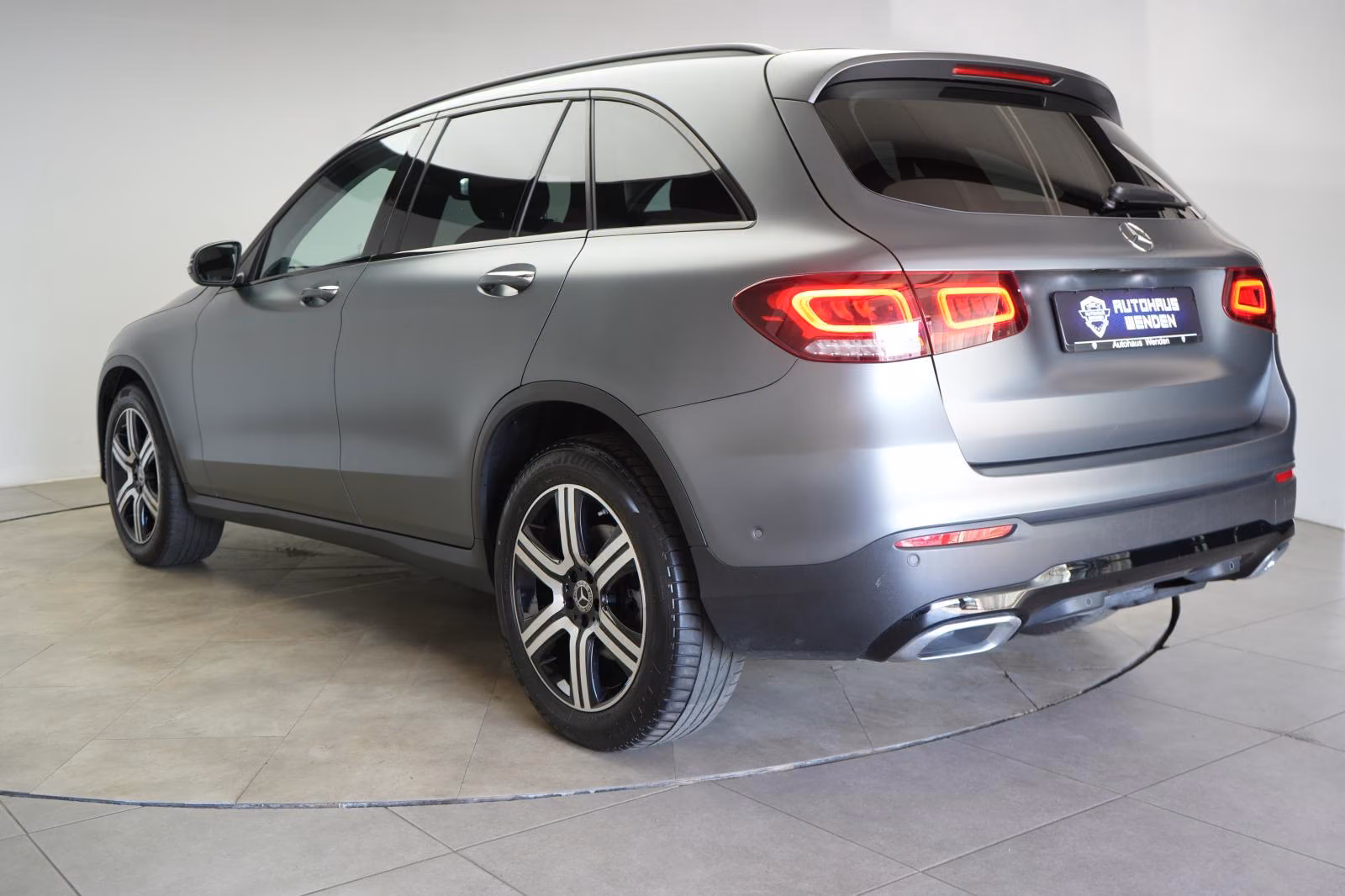 (B-582) Mercedes-Benz GLC 220 d 4Matic 9G-TRONIC Temp/Kamera/HU - Image 4