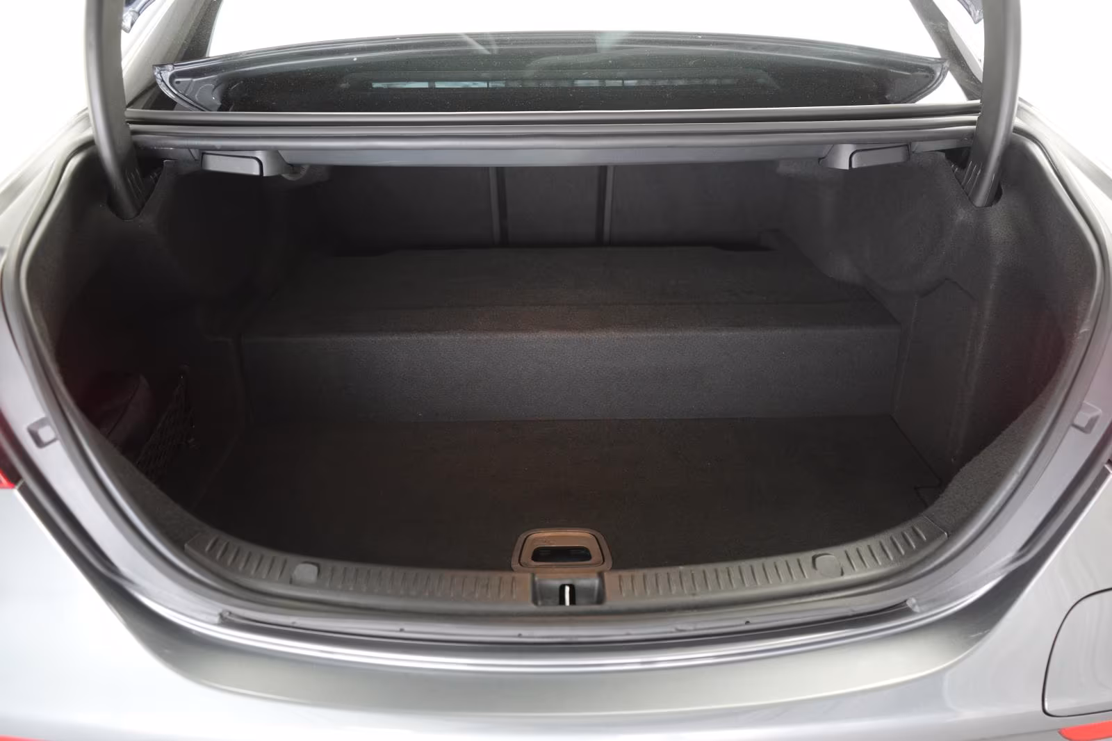 (B-355) Mercedes-Benz(Hybrid) E 300 de 9G-Tronic AMG Distronic/Kamera/Pano/L - Image 25