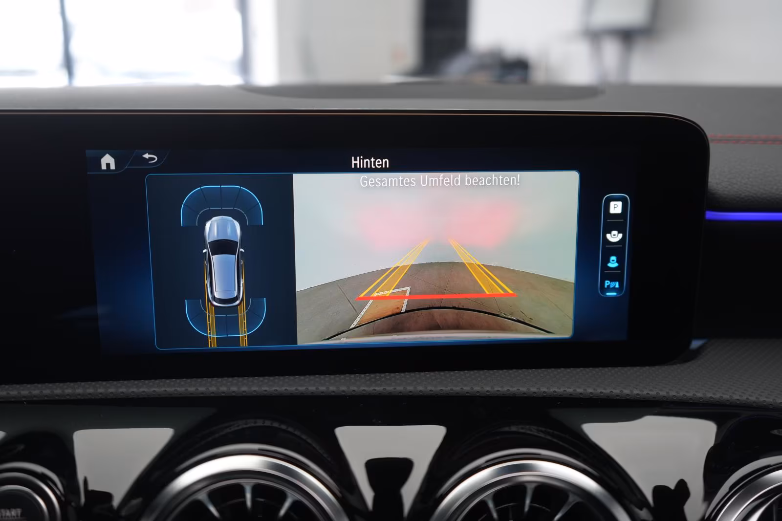 (B-202) Mercedes-Benz CLA 220 Shooting Brake d 8G-DCT AMG Line Adv - Image 11