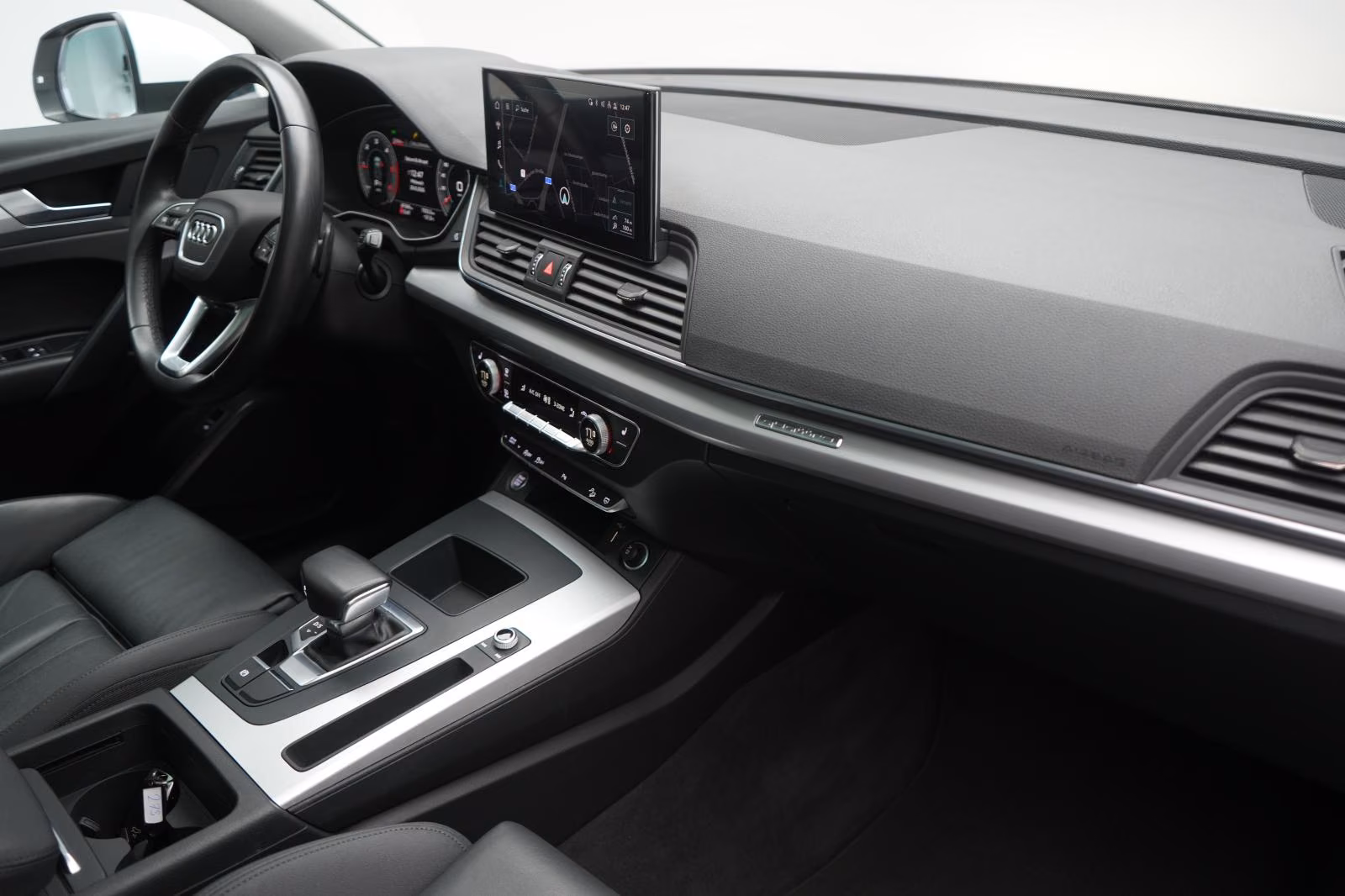 (B-275) Audi Q5 40 TDI quattro S tronic Leder/Temp/Kamera/Pan - Image 10