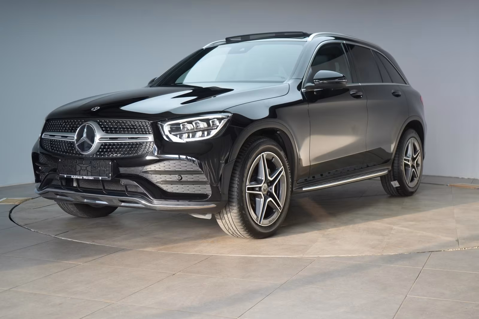 (B-321) Mercedes-Benz GLC 220 d 4Matic 9G-Tronic AMG Temp/Kamera/P - Image 3