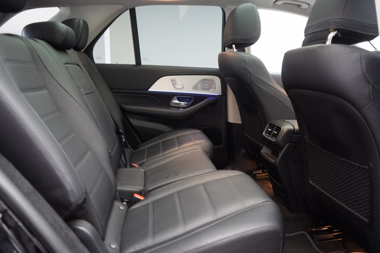 (B-474) Mercedes-Benz(Hybrid) GLE 350 e 4Matic AMG 9G-Tronic Exclusive Leder/D - Image 11