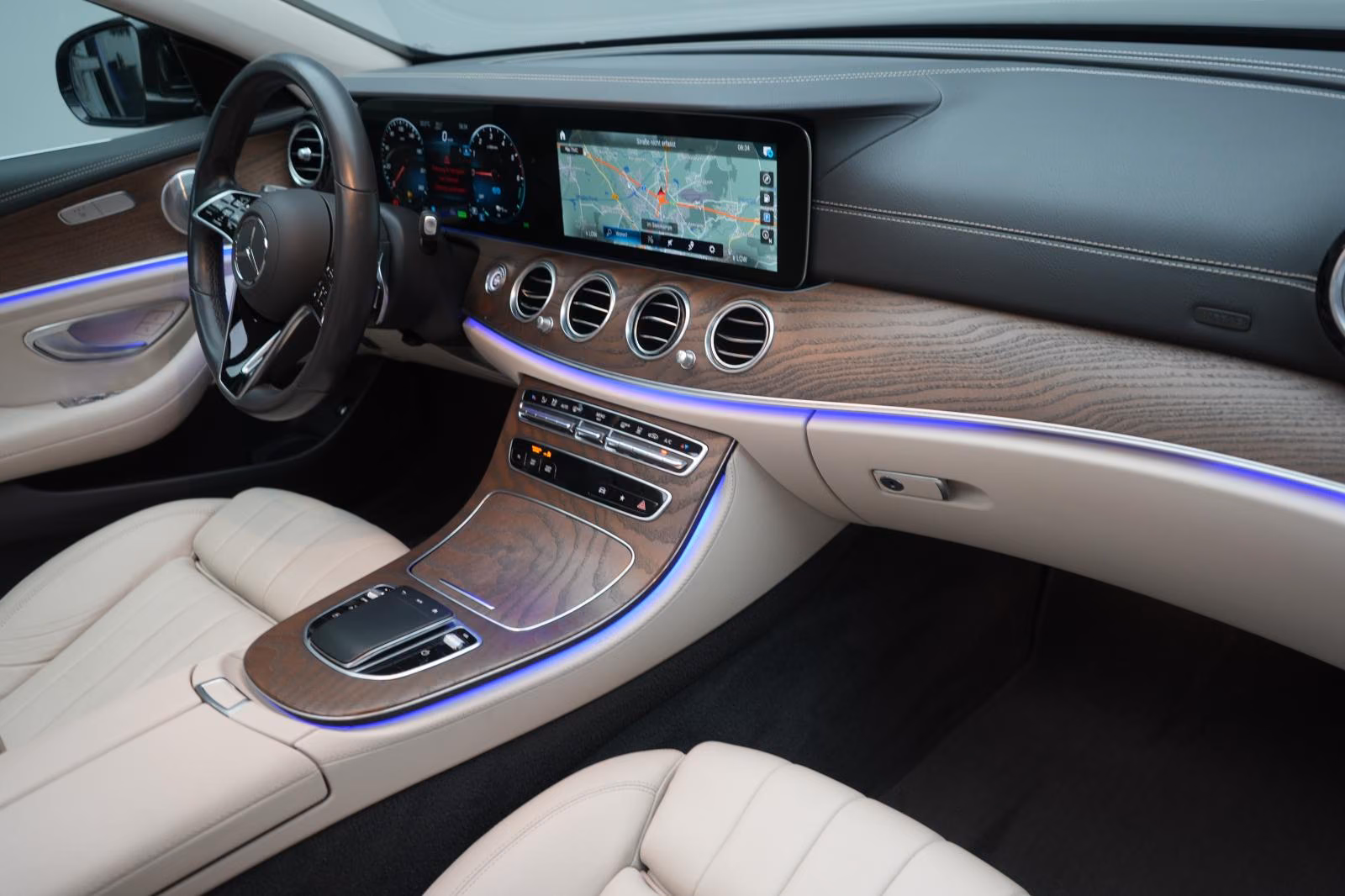 (B-094) Mercedes-Benz(Hybrid) E 300 de 9G-Tronic Exclusive Leder/Distronic/Bur - Image 9