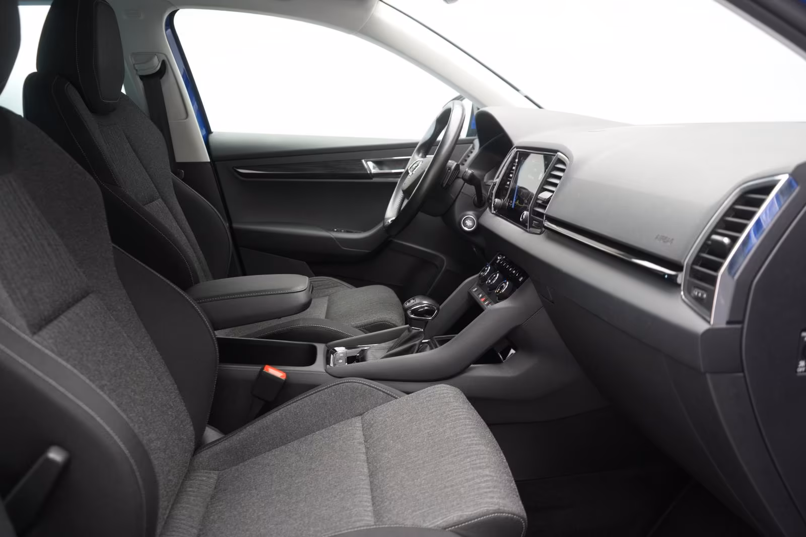 (B-290) Skoda Karoq 2.0 TDI Style CarPlay/Temp/Klimaauto - Image 9