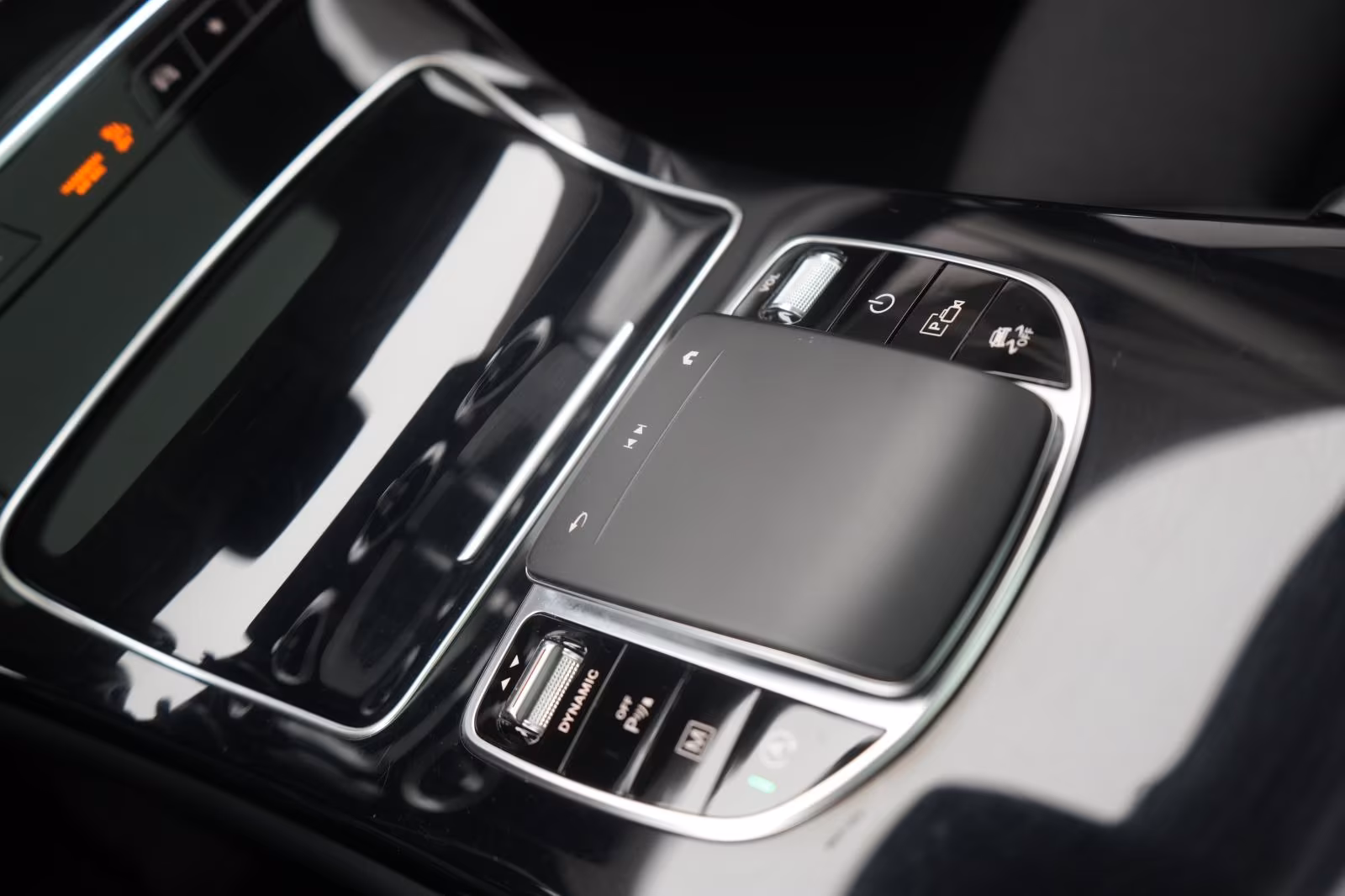 (B-728) Mercedes-Benz GLC 220 d 4Matic 9G-Tronic Distronic/Kamera/Pan - Image 16