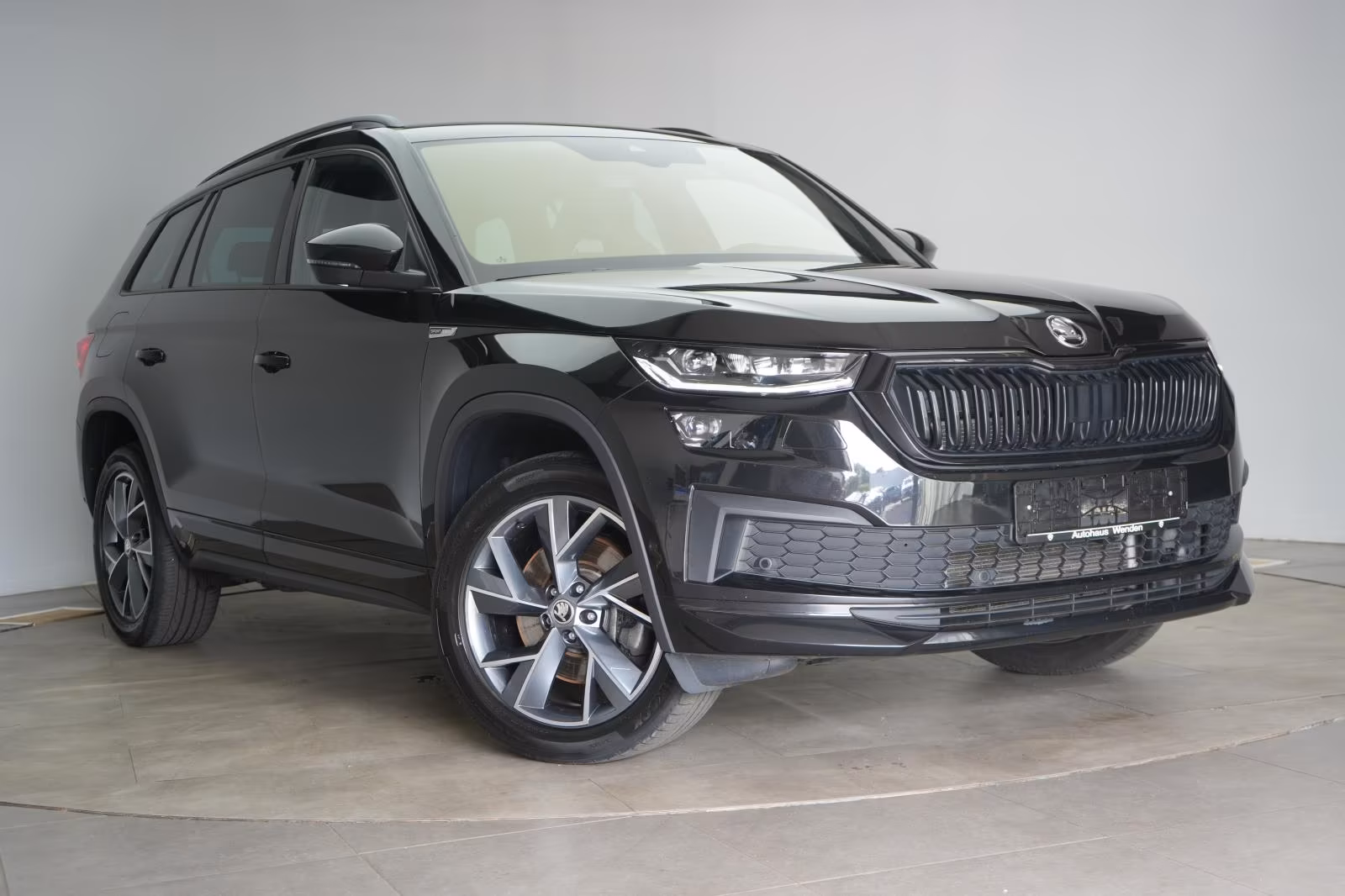 (B-313) Skoda Kodiaq 2.0 TDI 4x4 DSG Sportline ACC/Kamera/Virt - Image 1