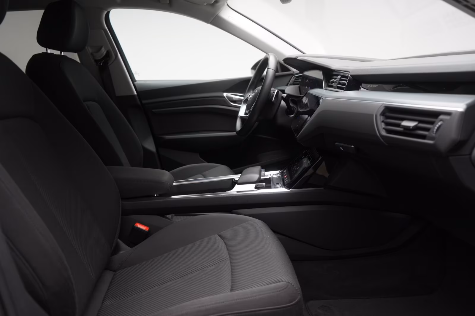 (B-191) Audi e-tron 55 electric quattro Temp/Kamera/Virtual/L - Image 9