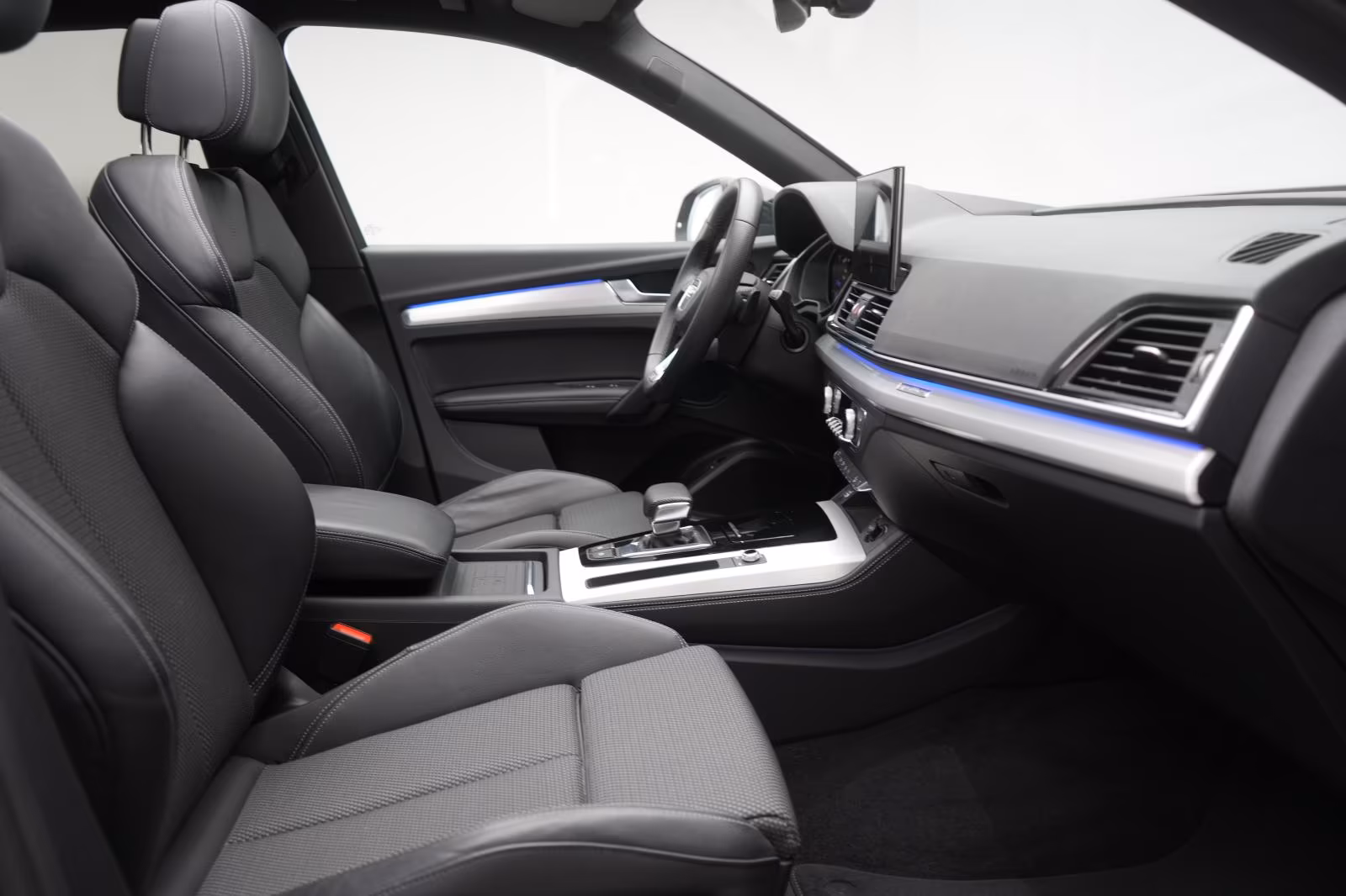 (B-112) Audi Q5 40 e TDI S-line quattro Temp/Kamera/Pano/HUD/ - Image 9