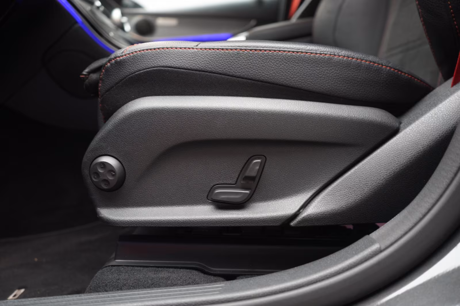 (B-096) Mercedes-Benz GLC 400 d 4Matic 9G-Tronic AMG Distronic/Kam - Image 18