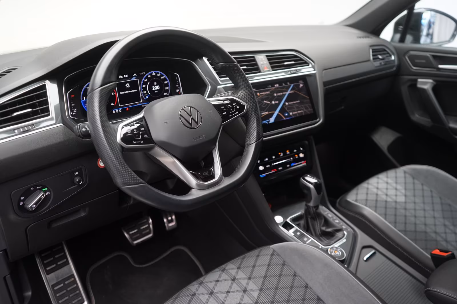(B-249) Volkswagen Tiguan Allspace 2.0 TDI 4 Motion R line ACC/Kame - Image 8