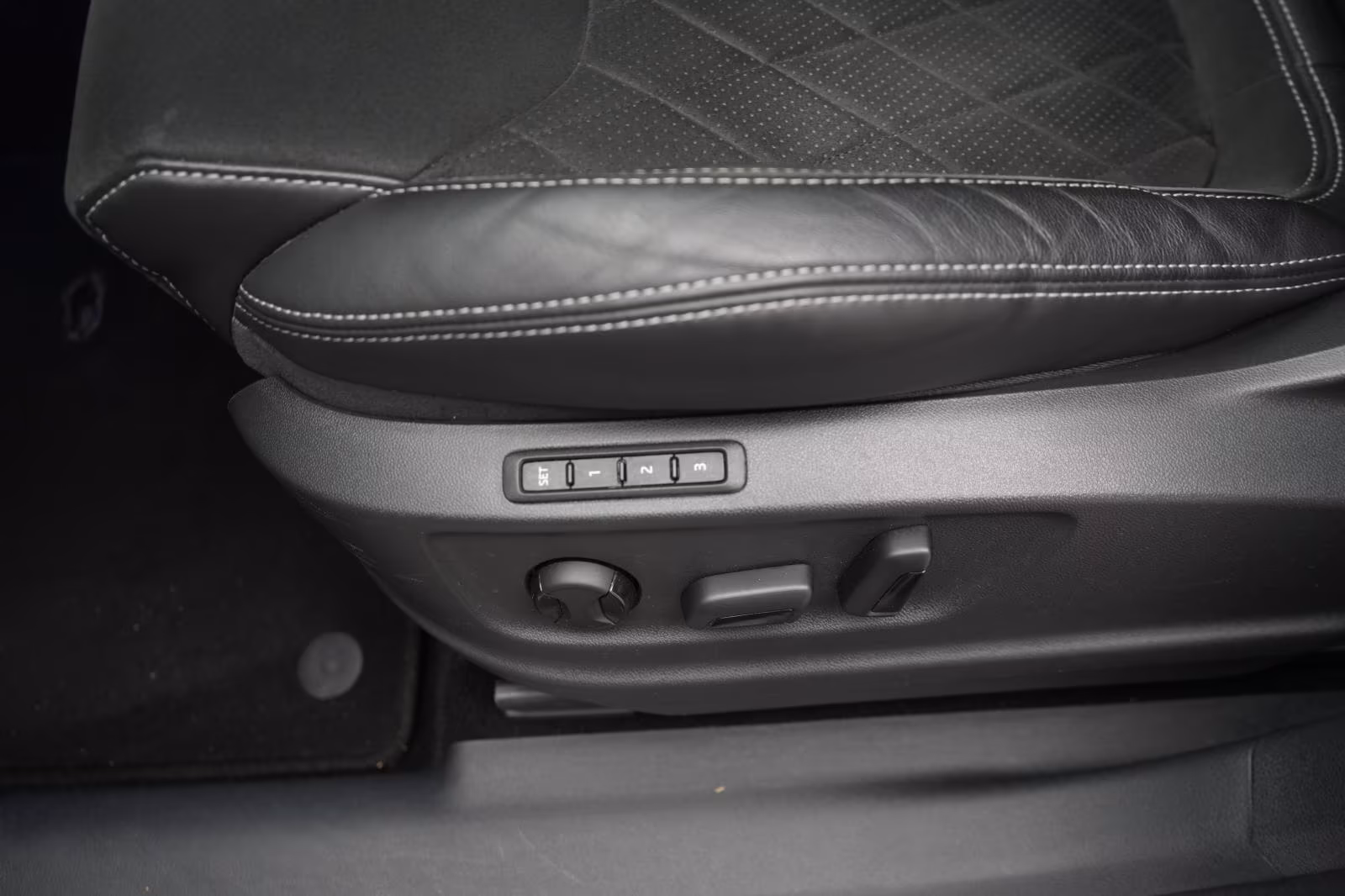 (B-298) Skoda Kodiaq 2.0 TDI 4x4 DSG Sportline ACC/Kamera/Virt - Image 16