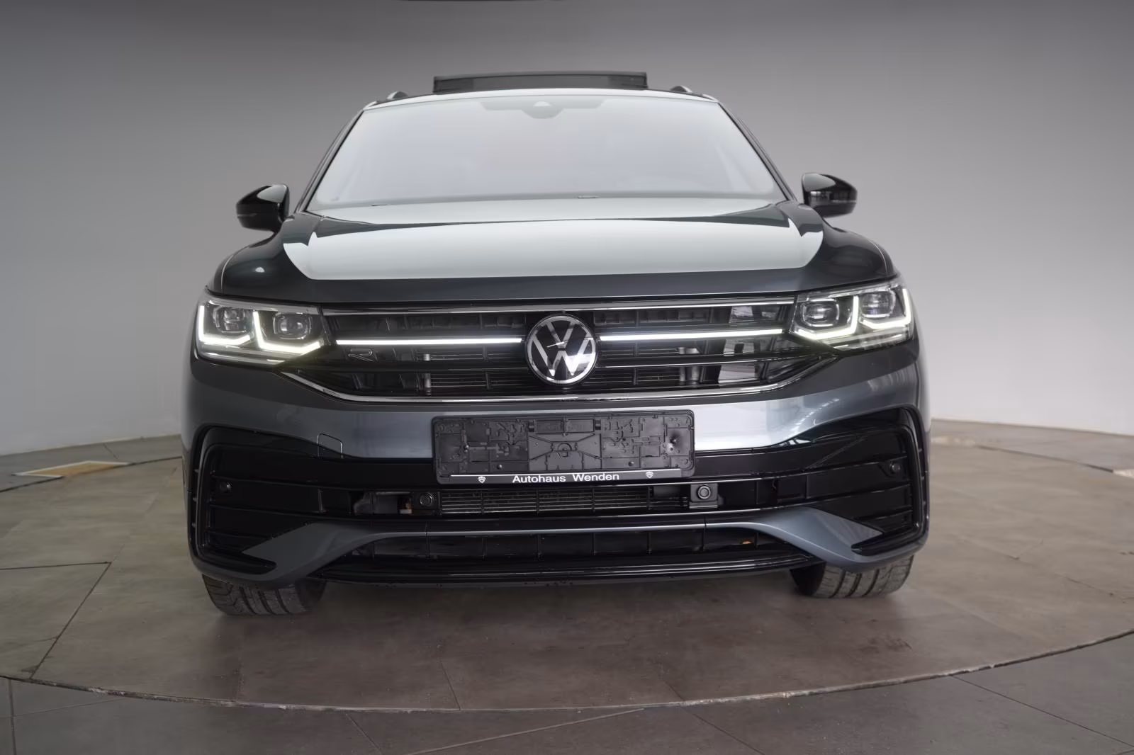 (B-278) Volkswagen Tiguan Allspace 2.0 TDI SCR 4Motion DSG R line A - Image 2