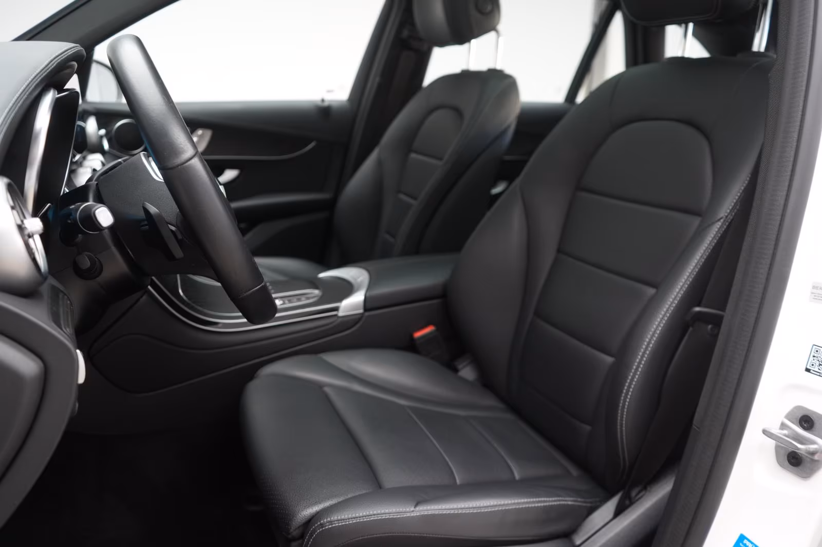 (B-484) Mercedes-Benz(Hybrid) GLC 300 de 4Matic 9G-Tronic Leder/Distronic/K - Image 7