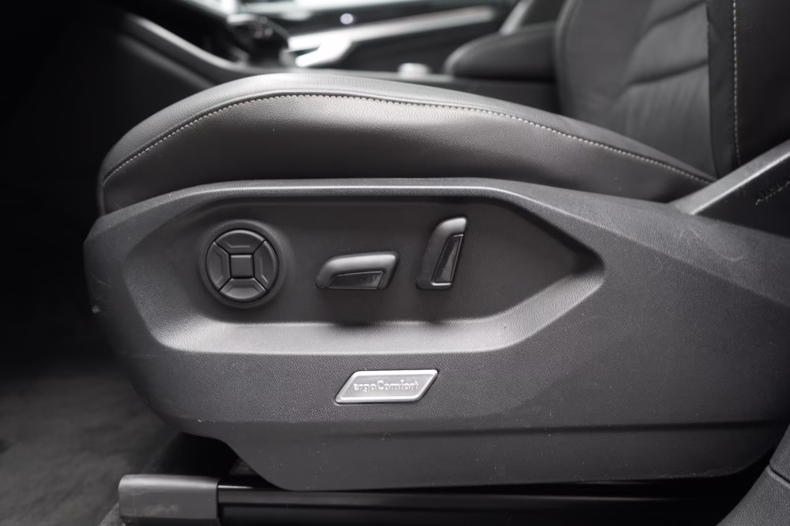 (B-385) Volkswagen Touareg 3.0 V6 TDI 4Motion R line Leder/ACC/Kame - Image 16