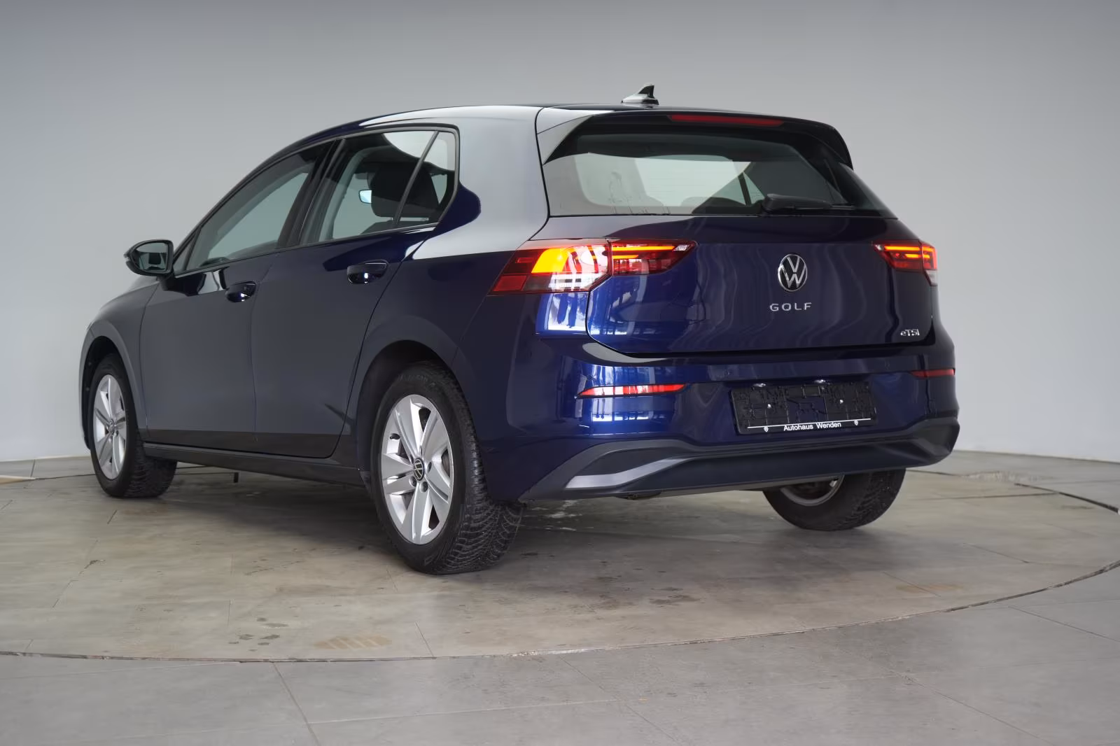 (B-323) Volkswagen Golf 1.5 eTSI DSG Life ACC/Kamera/Virtual/Lane/S - Image 4