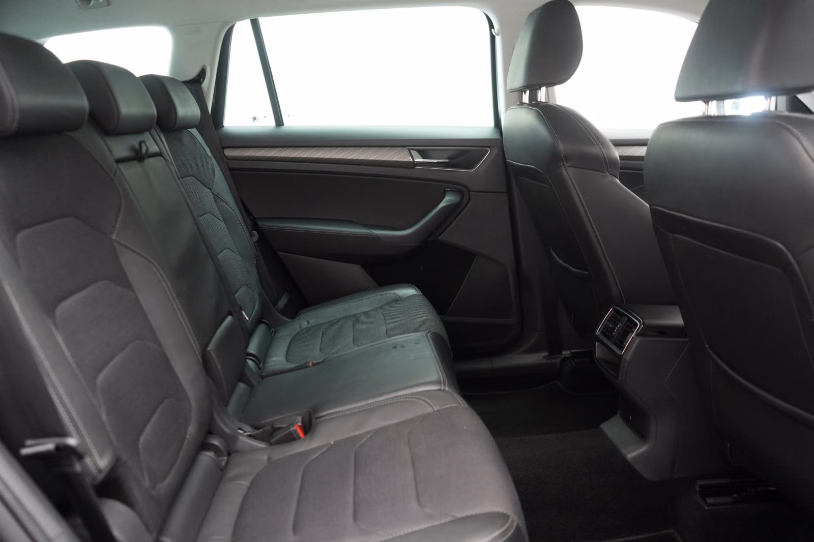 (B-056) Skoda Kodiaq 2.0 TDI 4x4 DSG Style ACC/Kamera/Virtual/ - Image 11