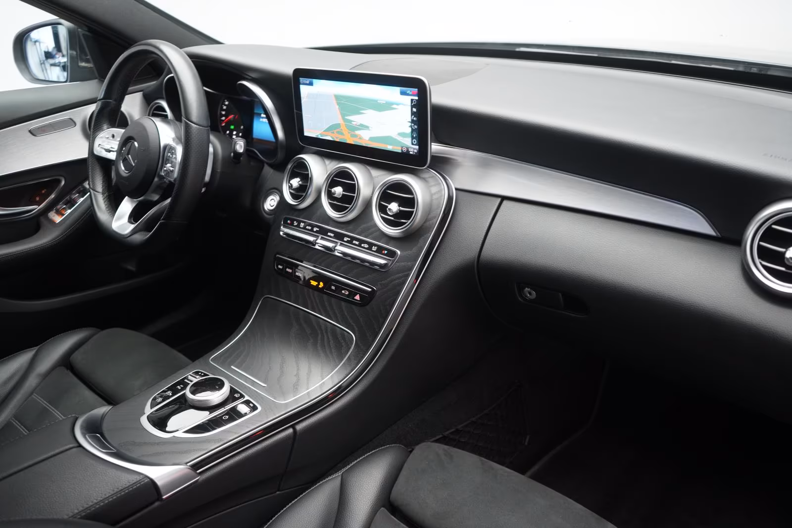 (B-100) Mercedes-Benz C 220 d 9G-Tronic AMG Navi/Distronic/Kamera/L - Image 10