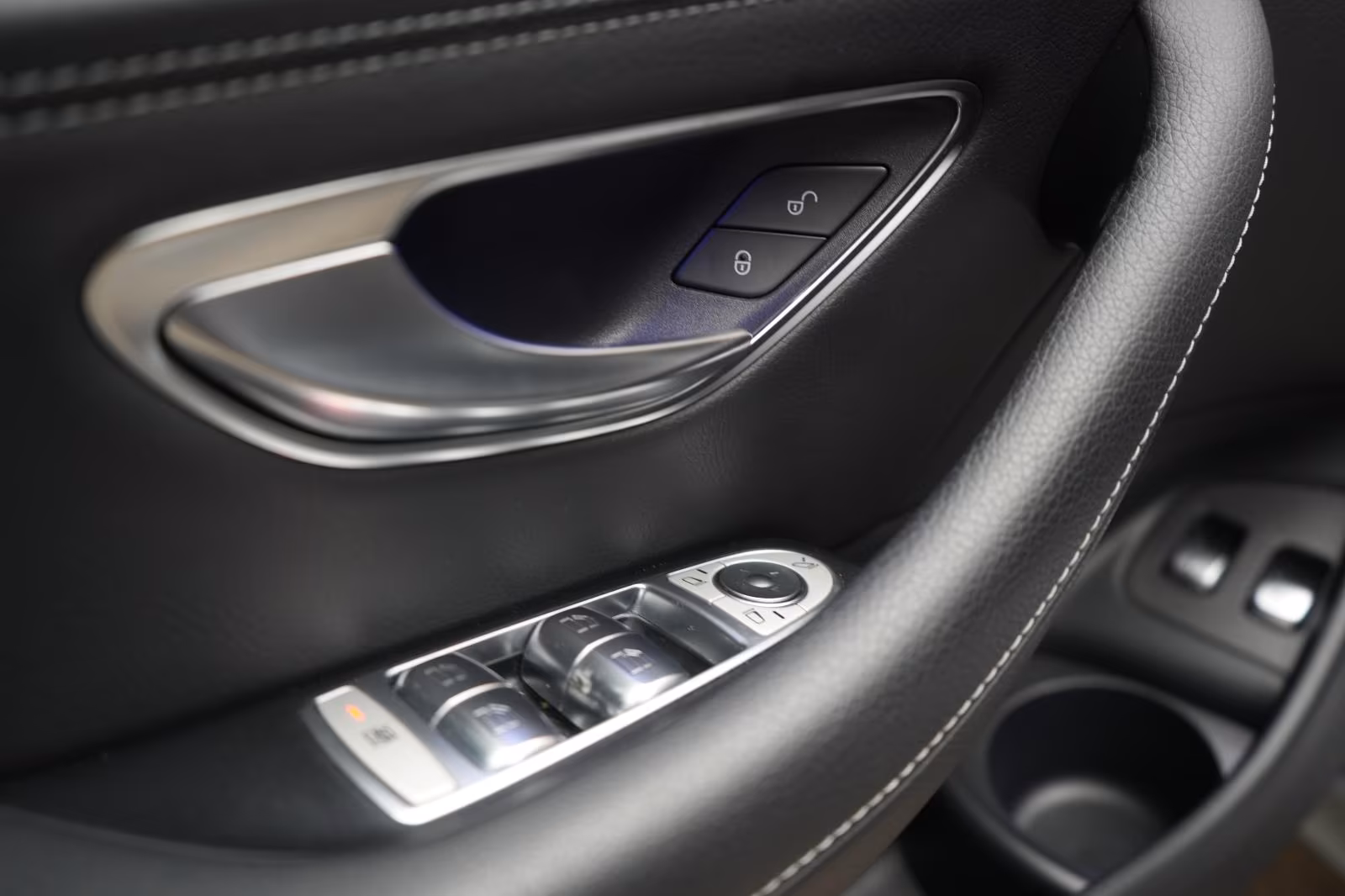 (B-483) Mercedes-Benz(Hybrid) E 300 e T 9G-Tronic AMG Distronic/Kamera/Lane/ - Image 17