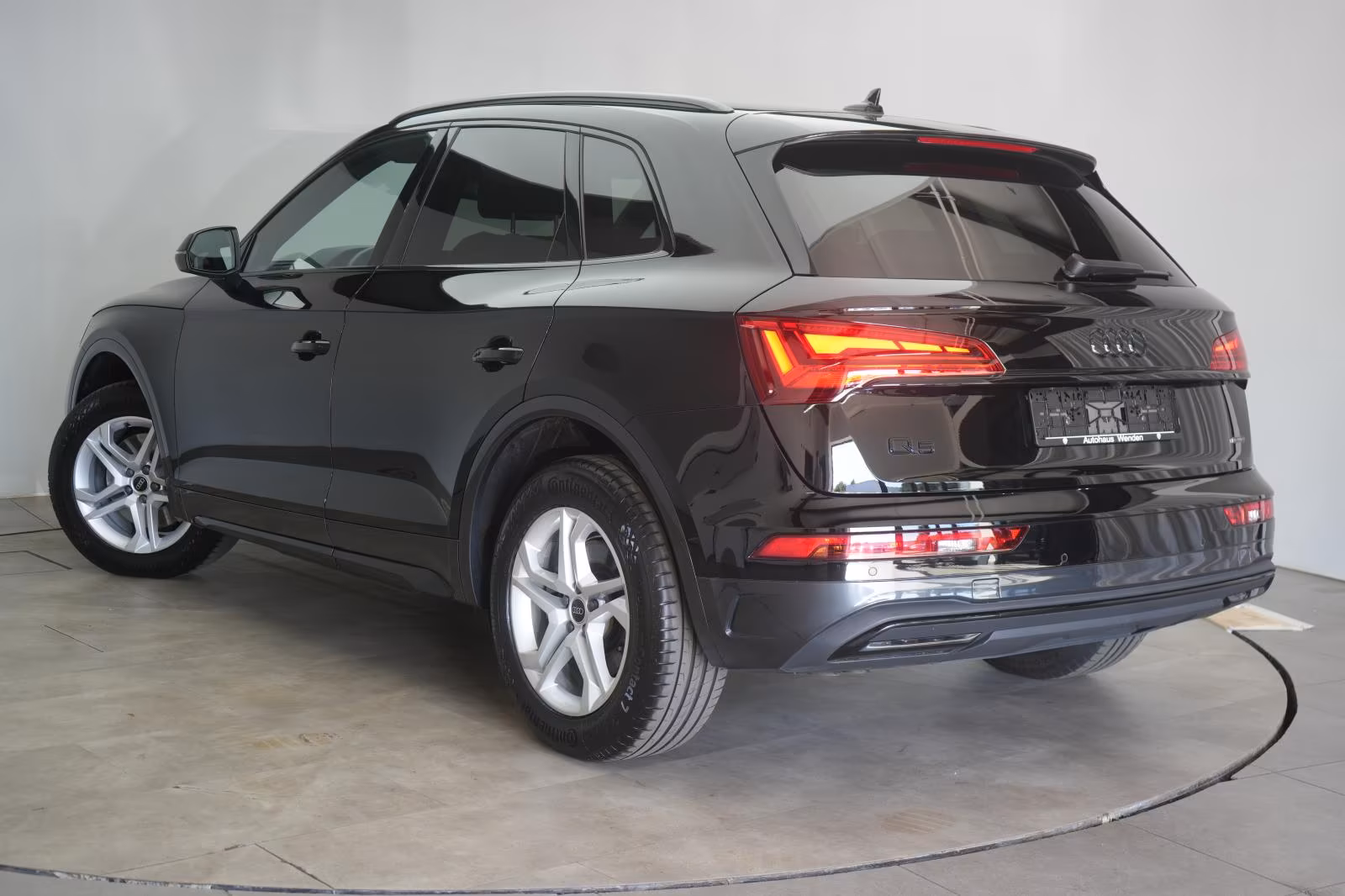 (B-744) Audi Q5 50 TDI quattro S Line ACC/Kamera/Virtual/AHK/ - Image 4