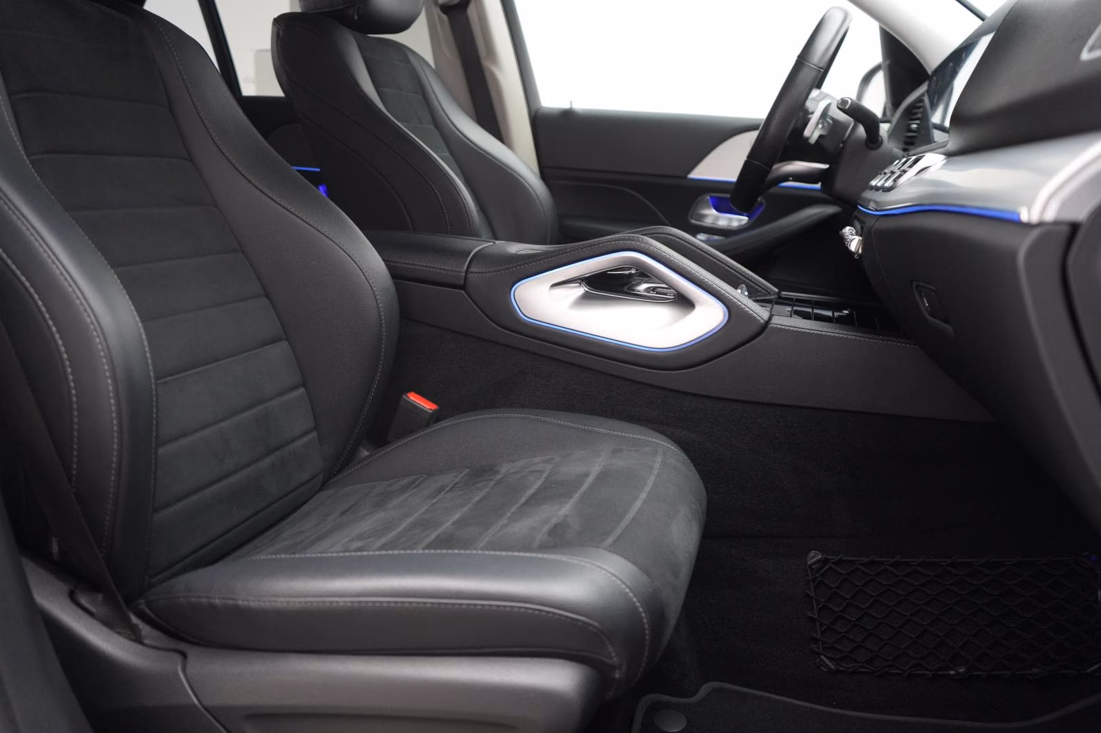 (B-410) Mercedes-Benz GLE 350 d 4Matic 9G-T AMG Line - Image 9