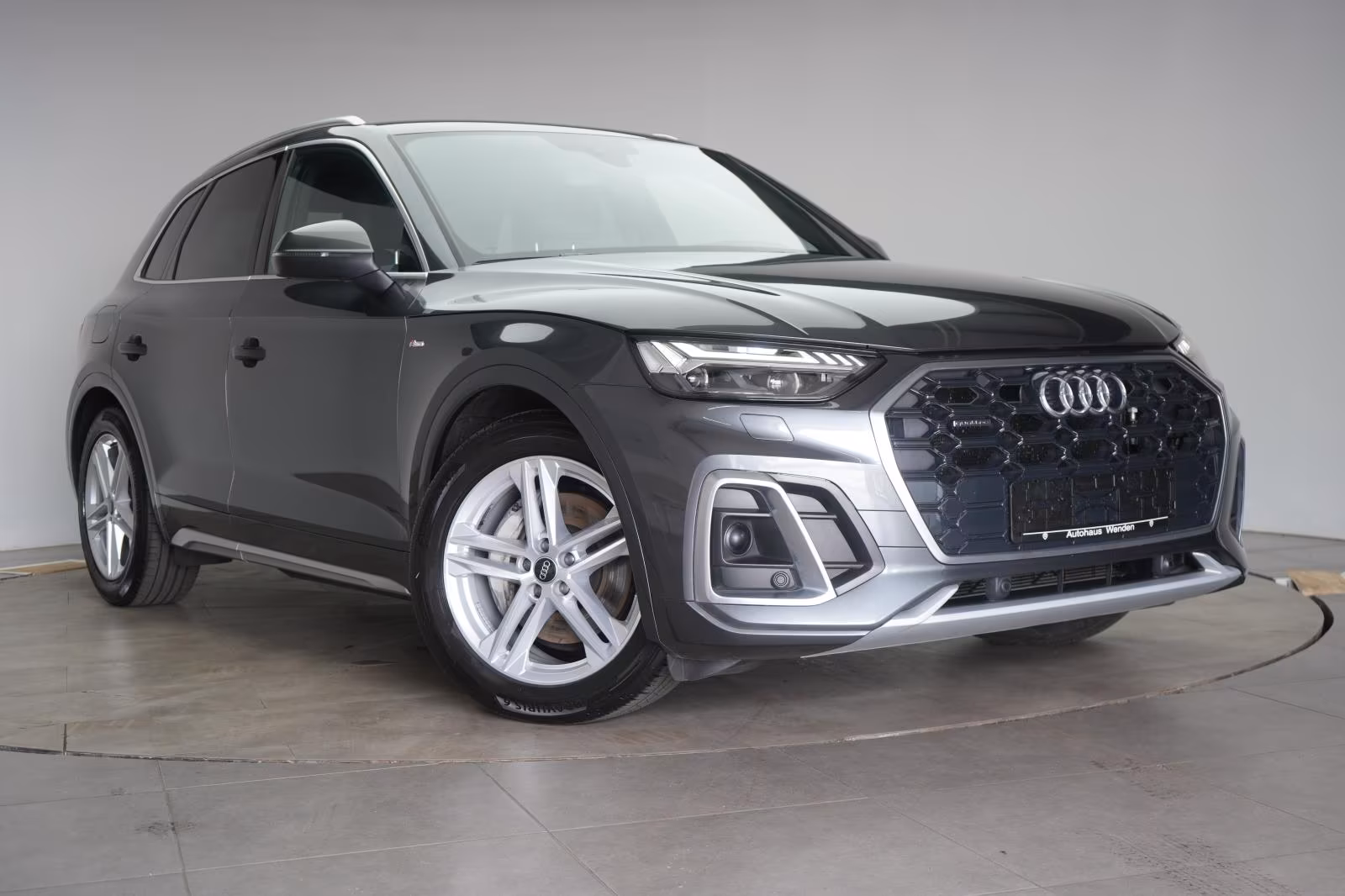 (B-661) Audi Q5 50 TDI quattro S line ACC/Virtual/Luft/Lane/ - Image 1
