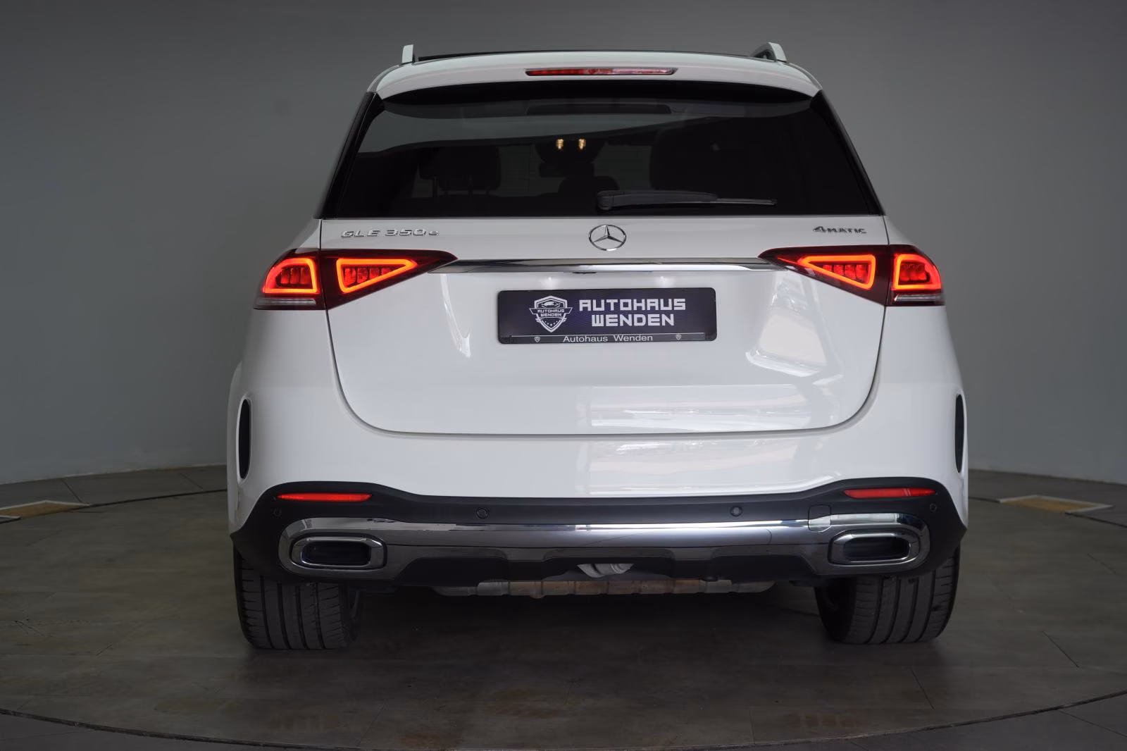 (B-587) Mercedes-Benz(Hybrid) GLE 350 e 4Matic AMG Leder/Distronic/HUD/Kam - Image 4
