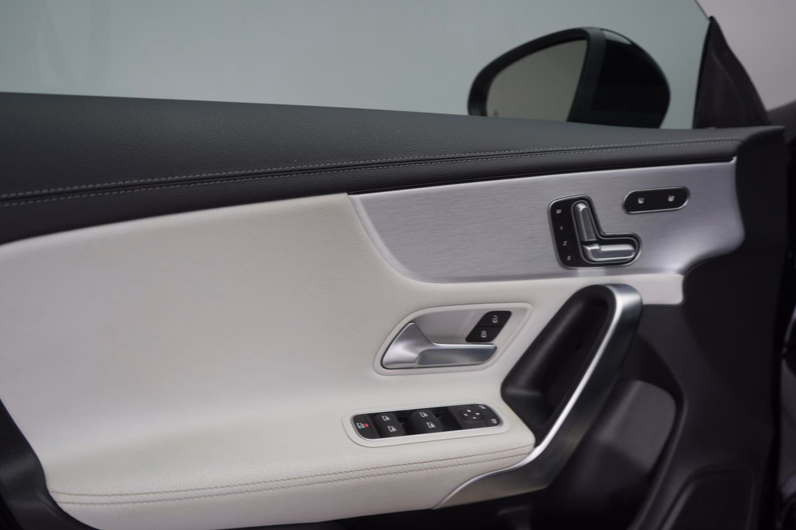 (B-184) Mercedes-Benz CLA 220 Shooting Brake d 8G-DCT AMG Leder/Dis - Image 12