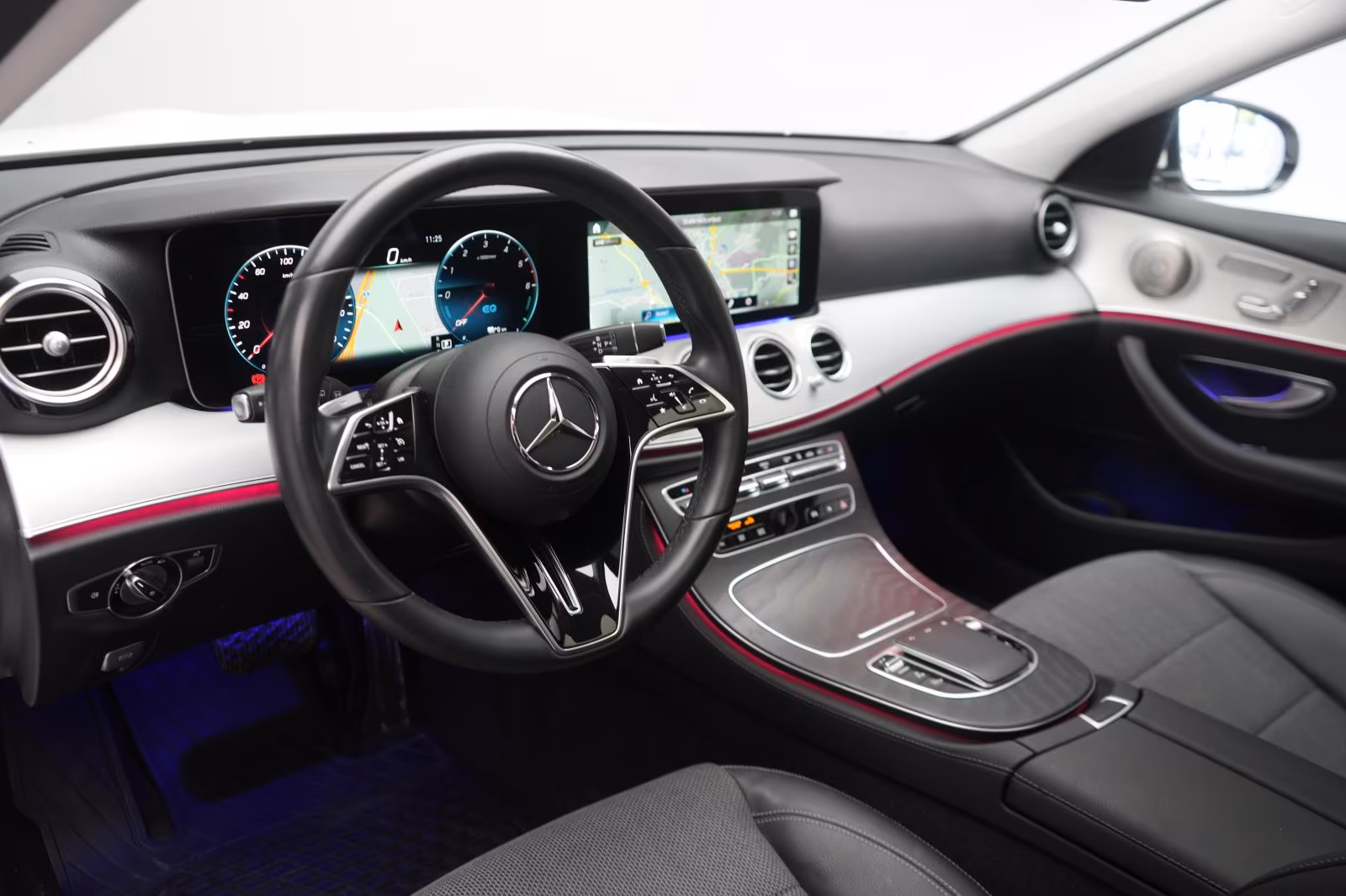 (B-222) Mercedes-Benz(Hybrid) E 300 de 4Matic T 9G-Tronic Avantgarde Temp/Ka - Image 8