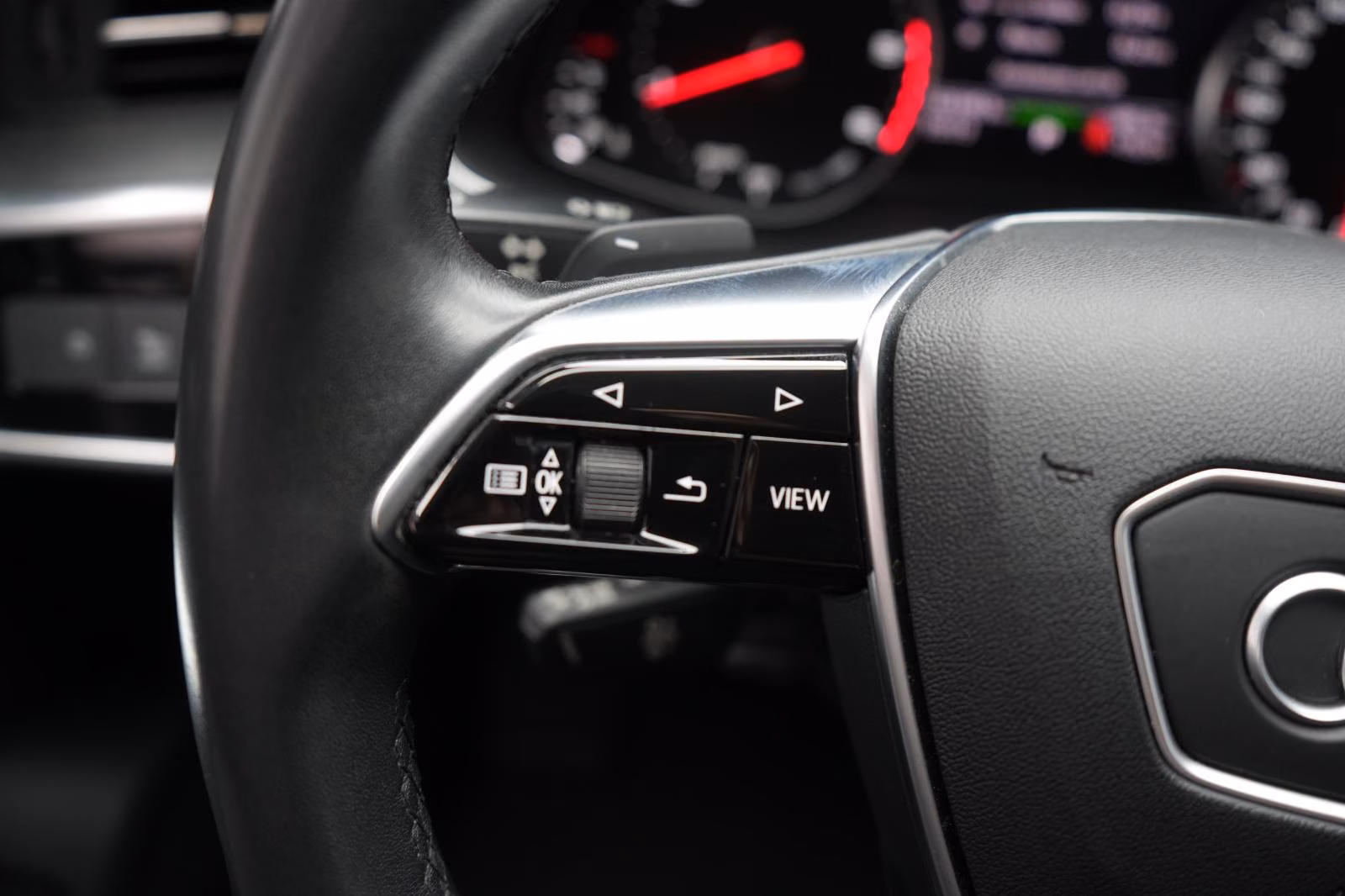 (B-570) Audi A6 45 TDI quattro S tronic S line Navi/Temp/AHK/ - Image 9