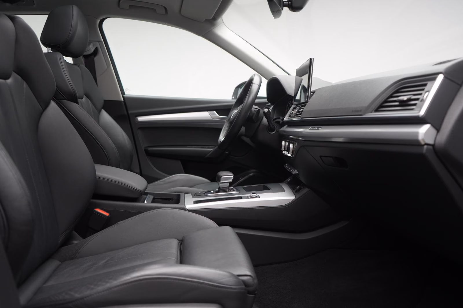 (B-275) Audi Q5 40 TDI quattro S tronic Leder/Temp/Kamera/Pan - Image 9