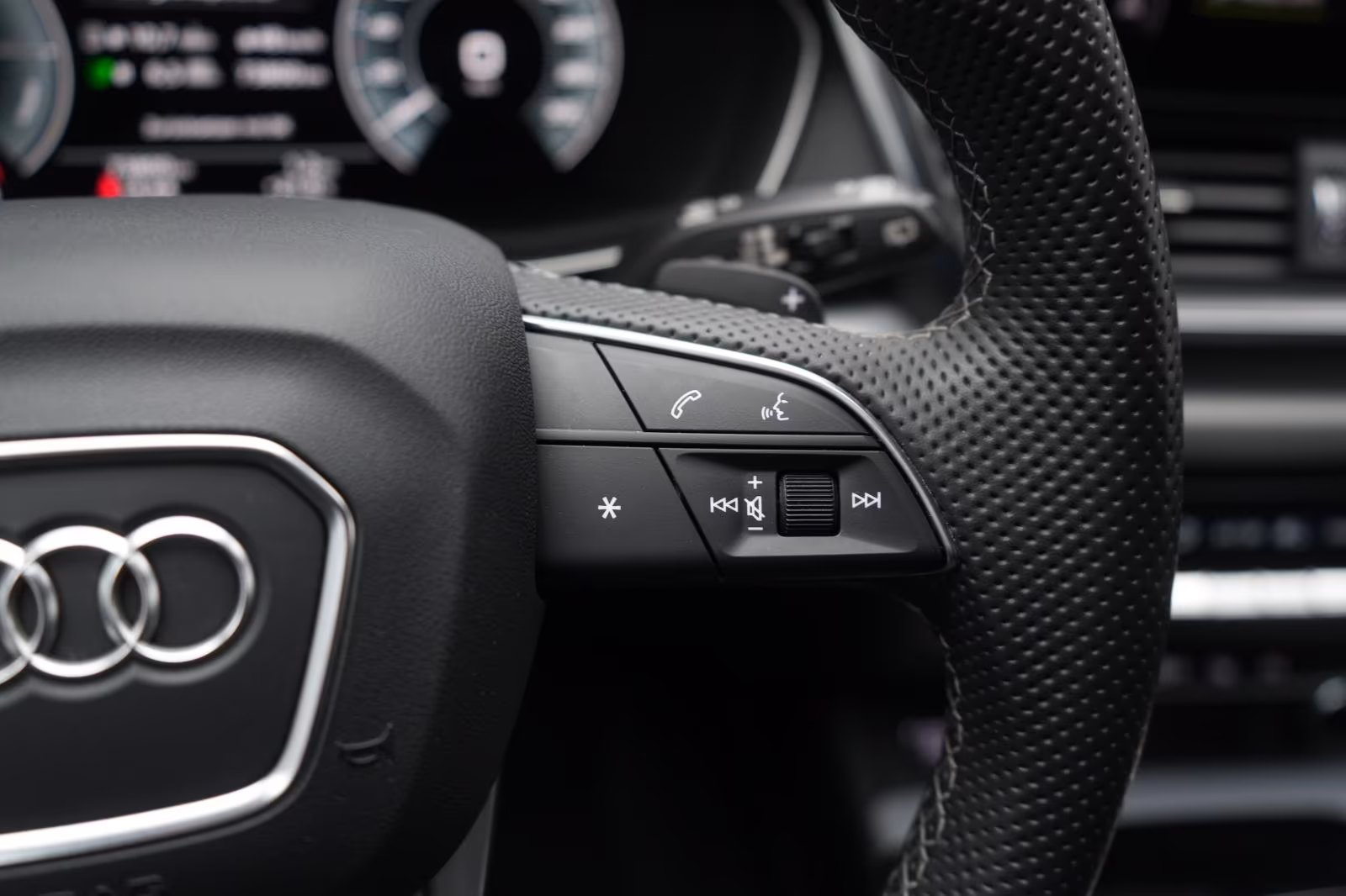 (B-287) Audi Q5 50 TFSIe quattro S tronic S line ACC/K - Image 14