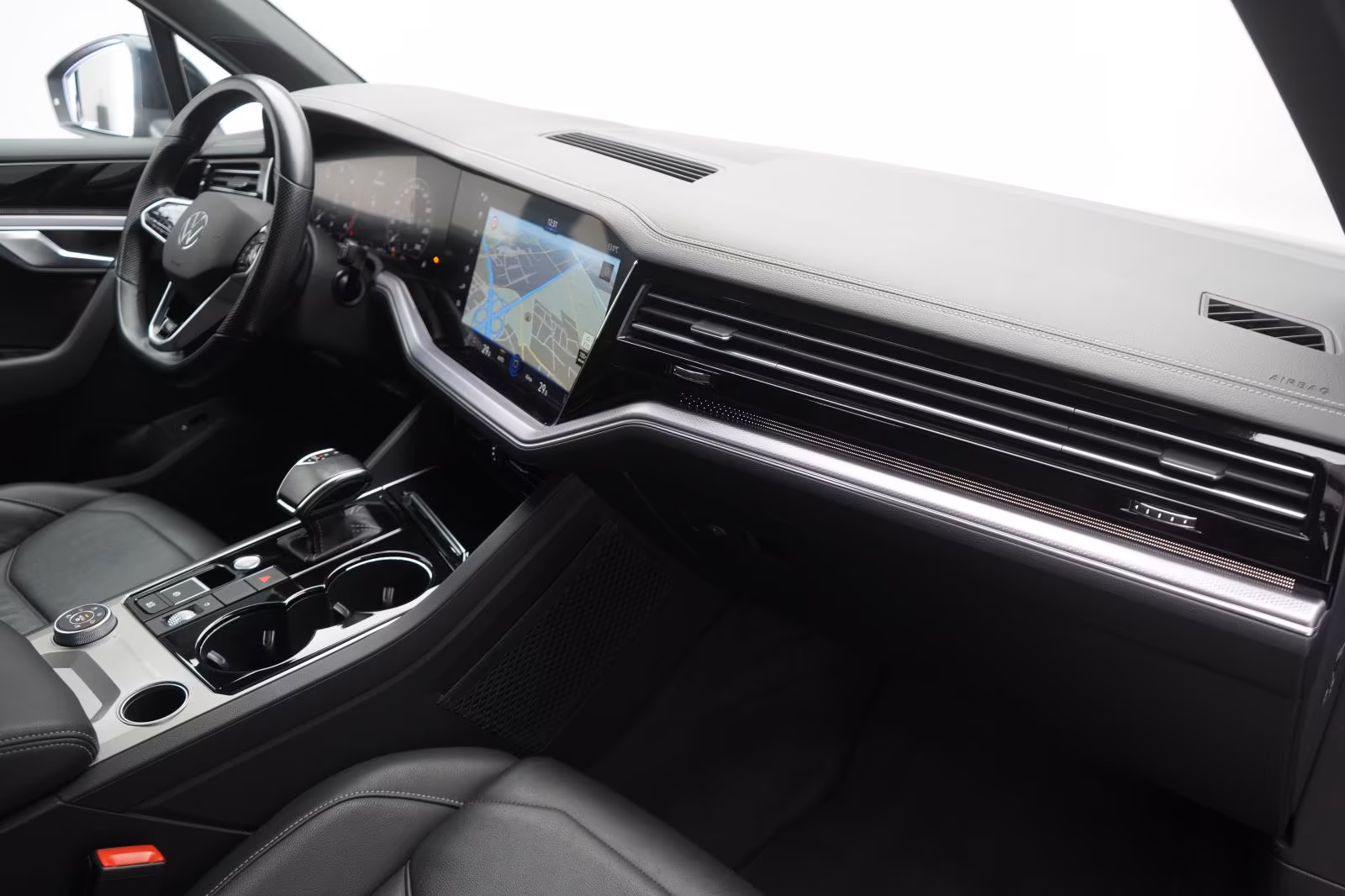 (B-326) Volkswagen Touareg 3.0 V6 TDI 4Motion R Line Leder/ACC/Kame - Image 10