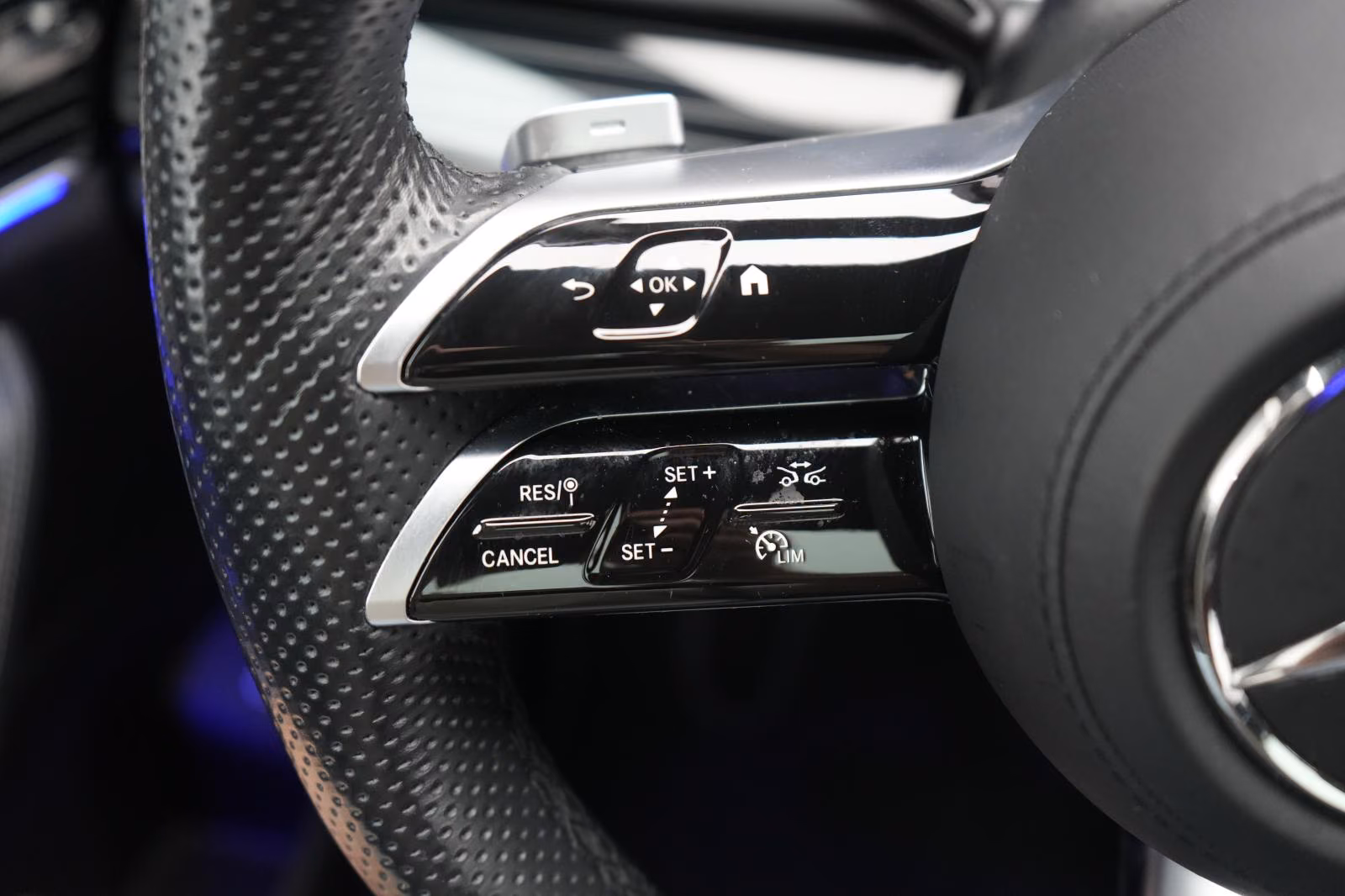 (B-169) Mercedes-Benz GLE 450 AMG d 4Matic AMG Luft/Distronic/Burm - Image 15