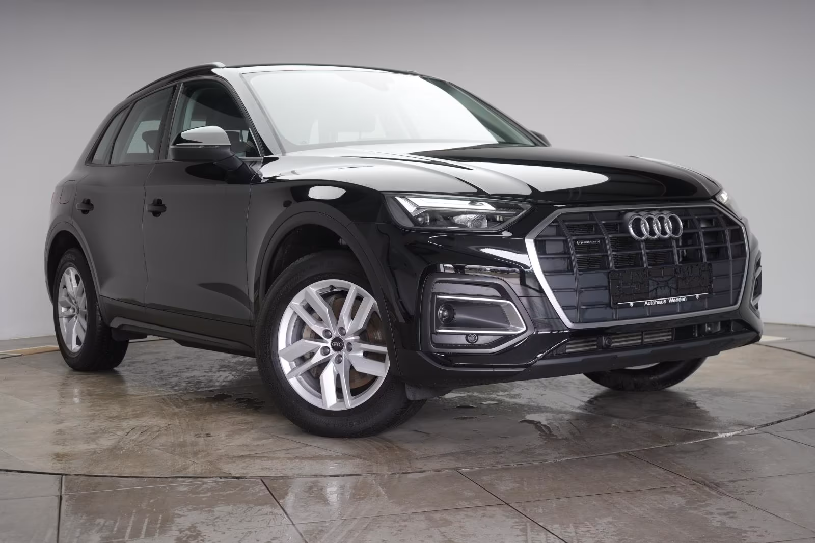 (B-431) Audi Q5(Hybrid) 50 TFSI e Quattro S-tronic Temp/Carplay/Kamer - Image 1