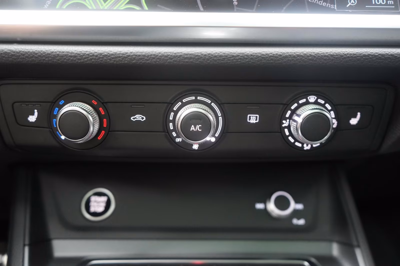(B-291) Audi Q3 35 TDI S tronic S line Temp/Virtual/Pano/Lane - Image 15