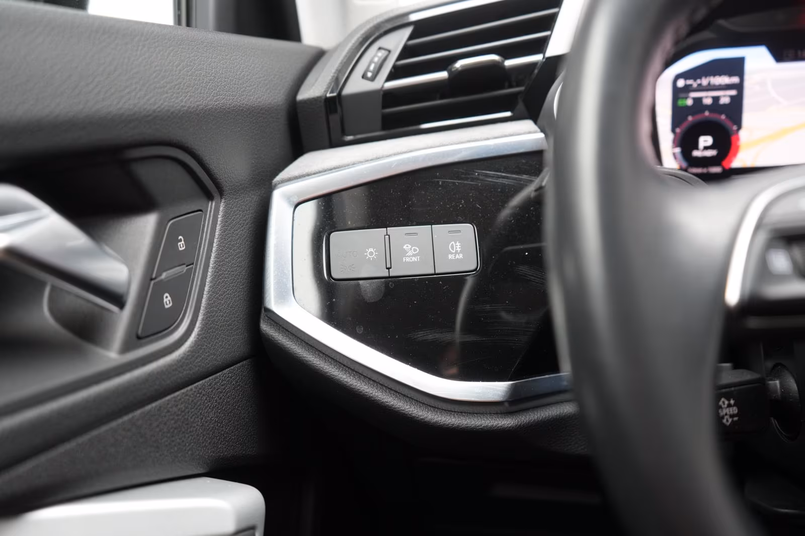 (B-075) Audi Q3 35 TFSI S tronic advanced Leder/Virtual/Matri - Image 13