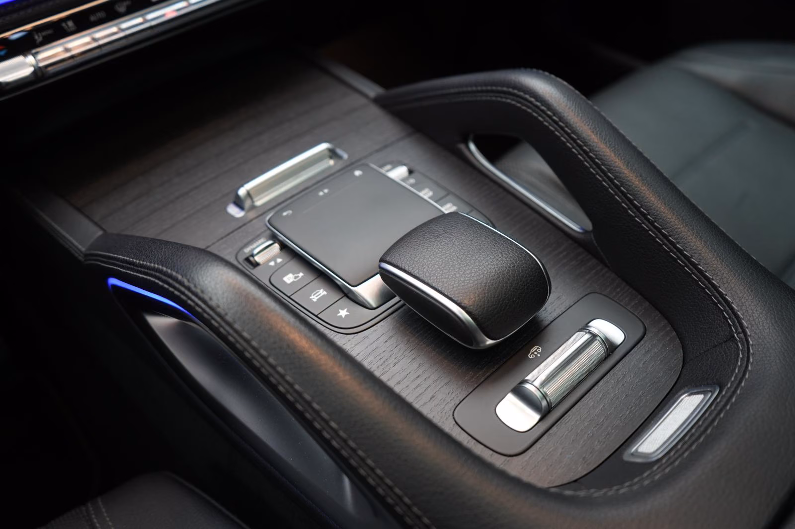 (B-587) Mercedes-Benz(Hybrid) GLE 350 e 4Matic AMG Leder/Distronic/HUD/Kam - Image 16